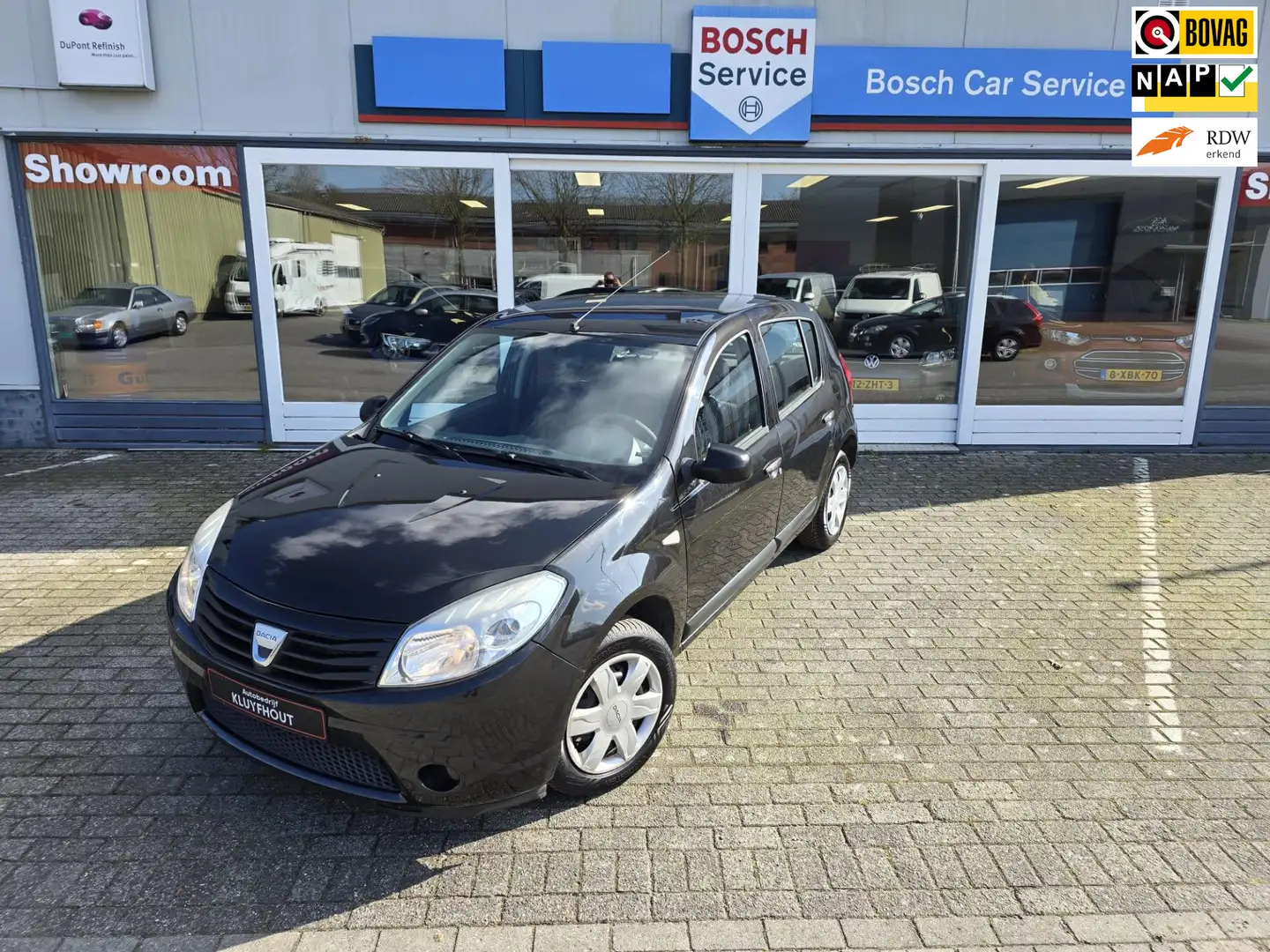 Dacia Sandero 1.2 Ambiance Zwart - 1