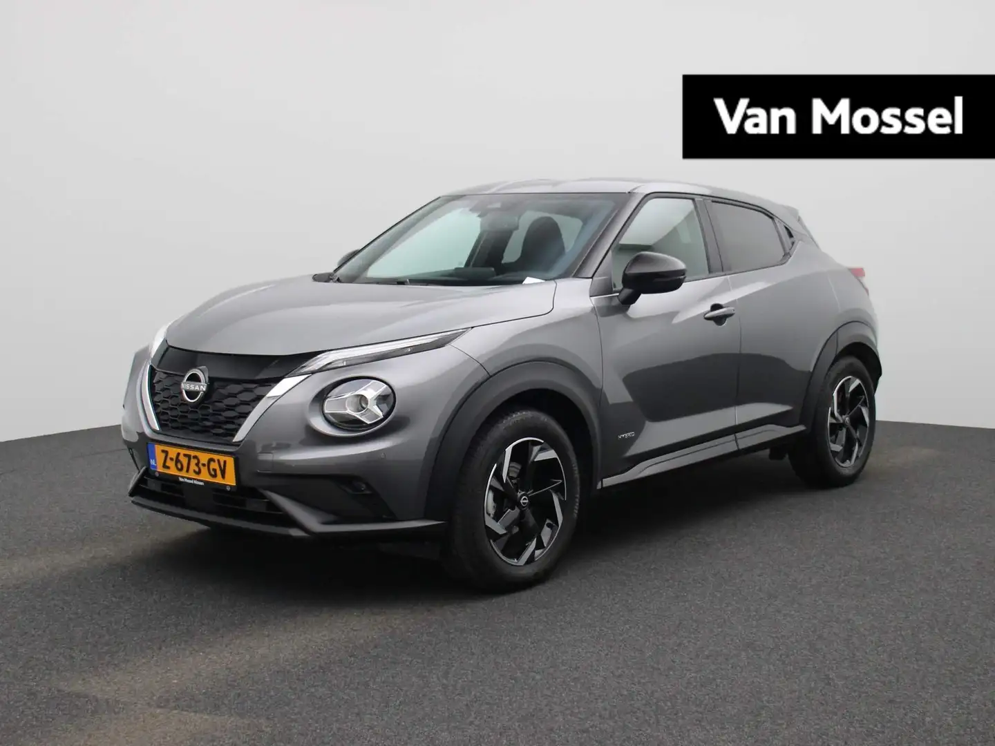 Nissan Juke 1.6 Hybrid N-Connecta 143PK | Navigatie | Apple Ca Grijs - 1