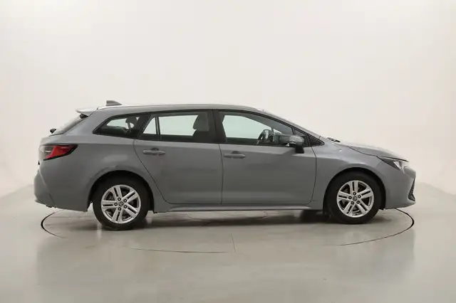 Toyota Corolla view 6