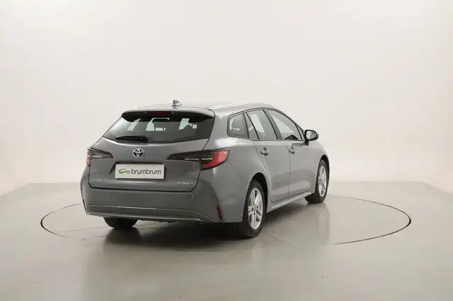 Toyota Corolla view 5