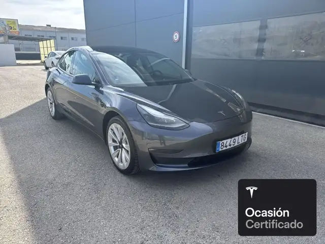 Tesla Model 3 Long Range AWD