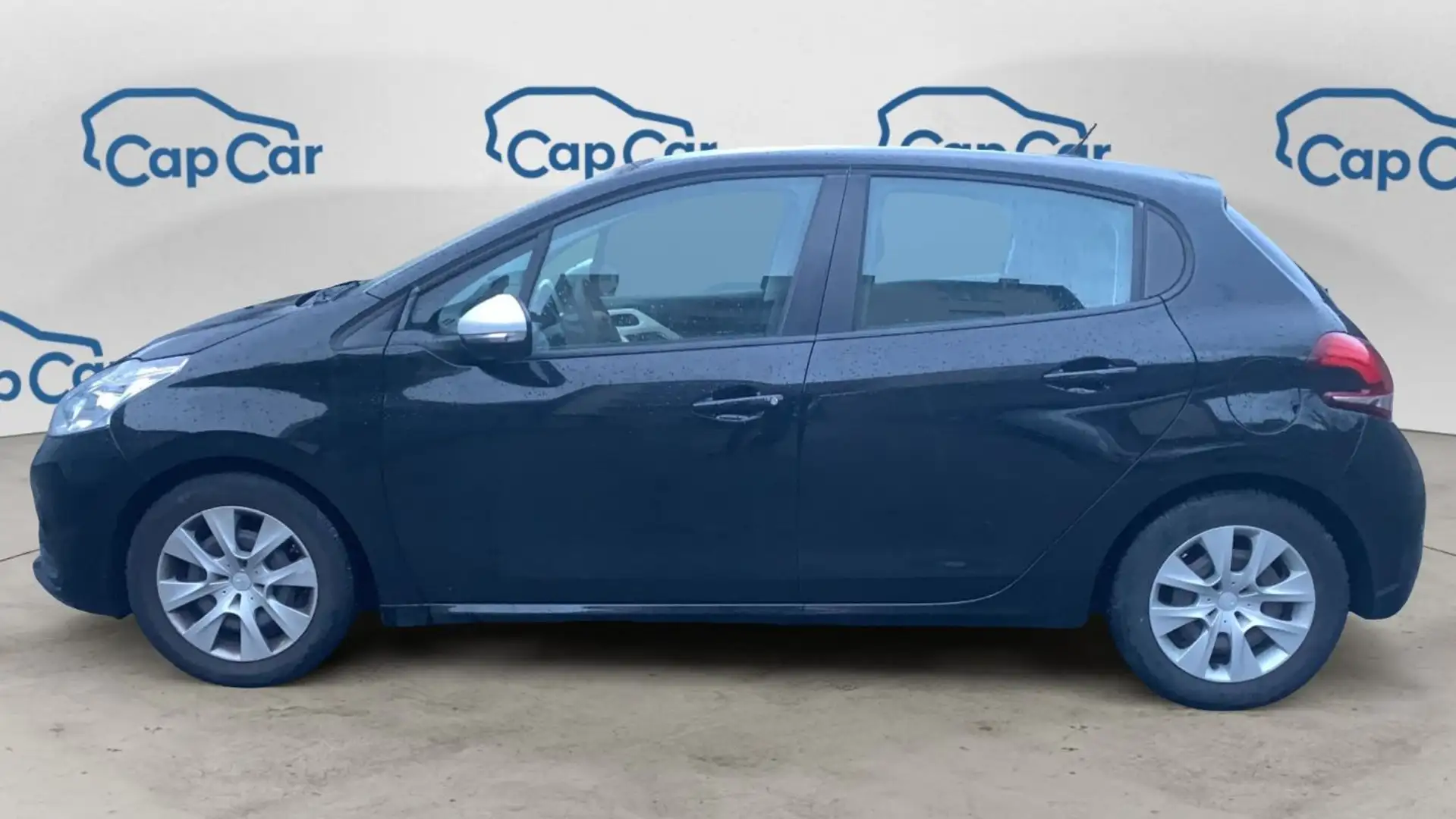 Peugeot 208 1.2 Puretech 68 Like Noir - 2