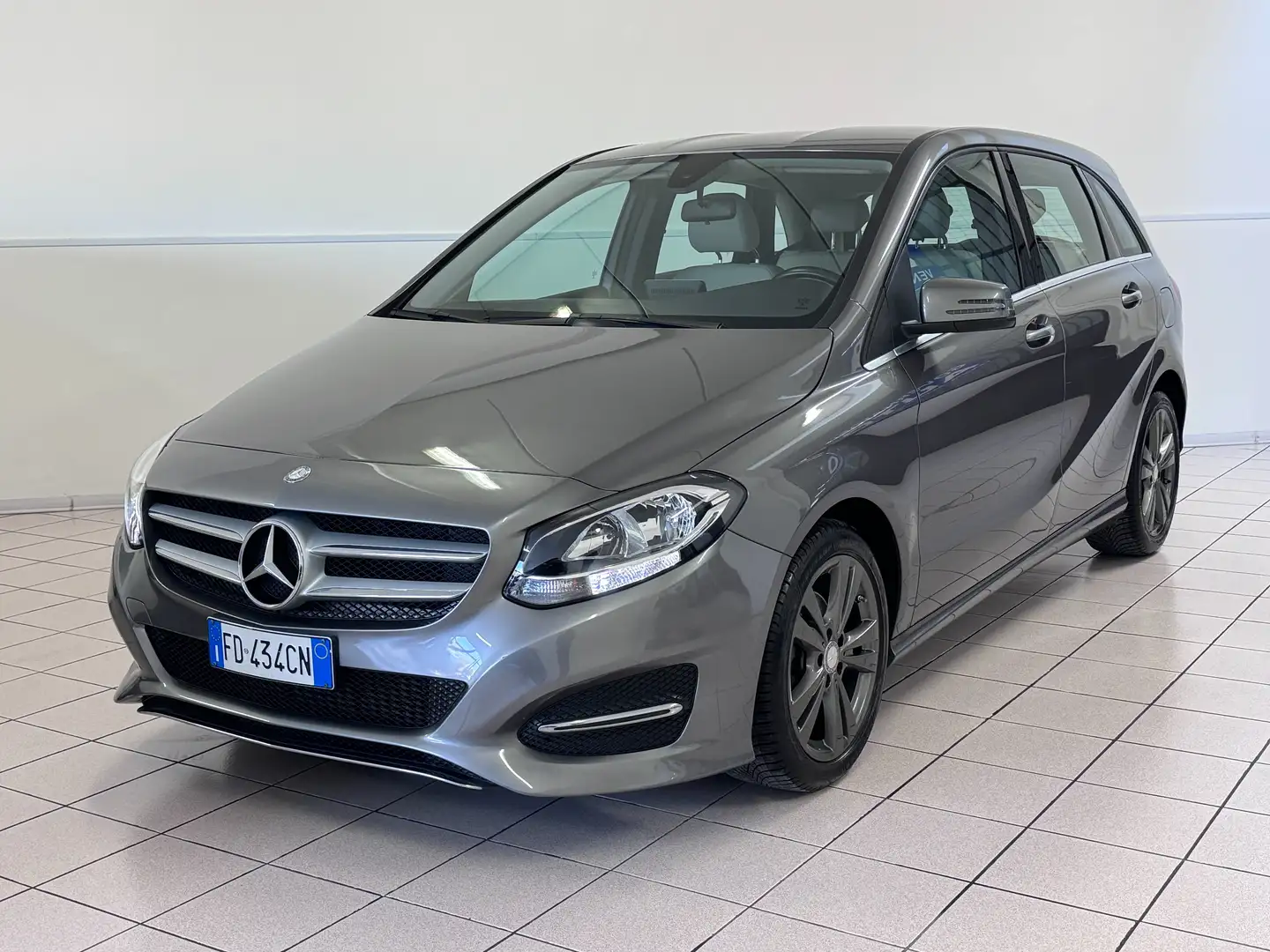 Mercedes-Benz B 180 Classe B - T246 Executive FL Grigio - 1