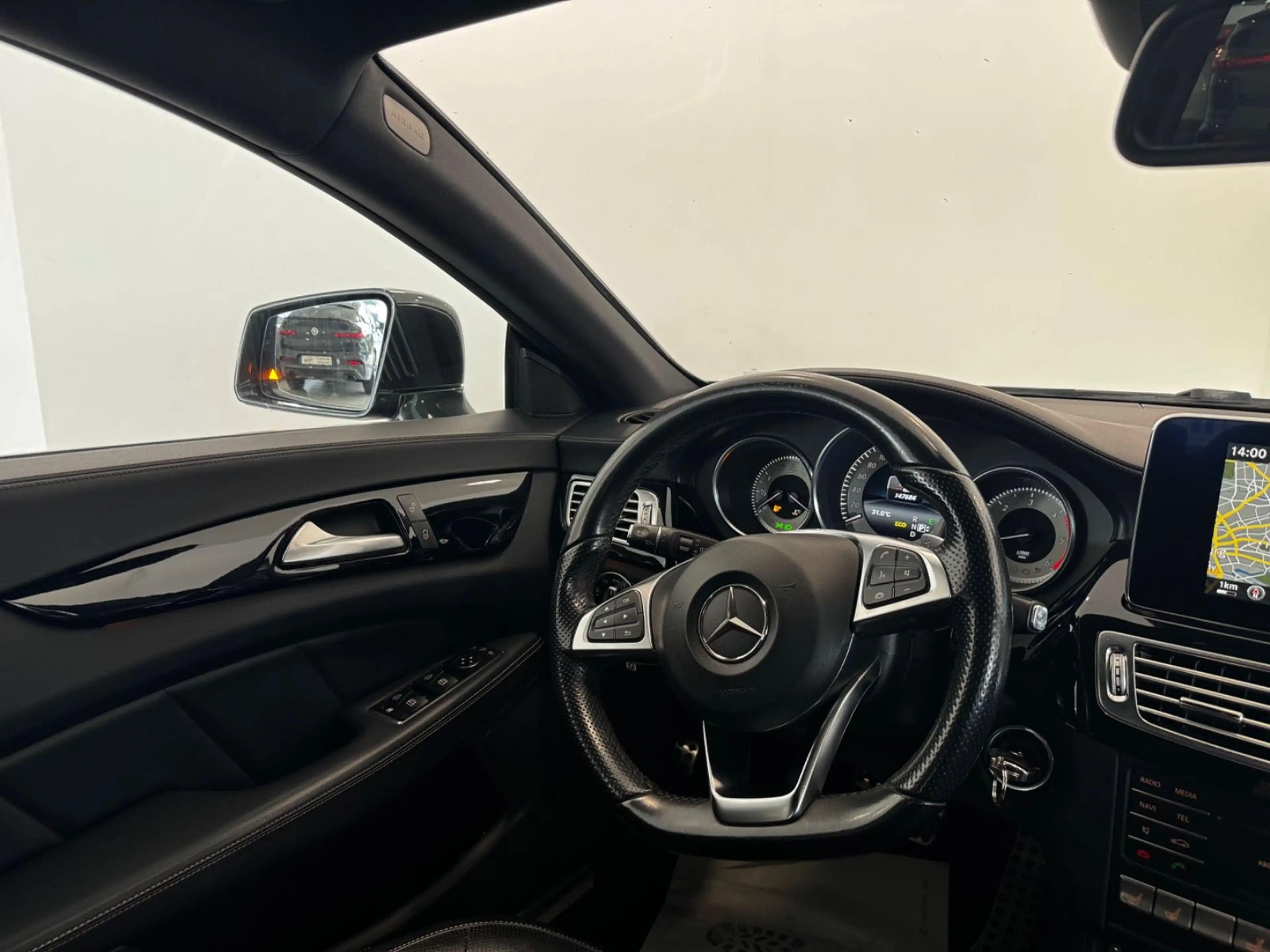 Mercedes-Benz CLS 350 CLS 350d BlueTec 4Matic AMG-LINE|MULTIBEAM|DTR+| — photo 6