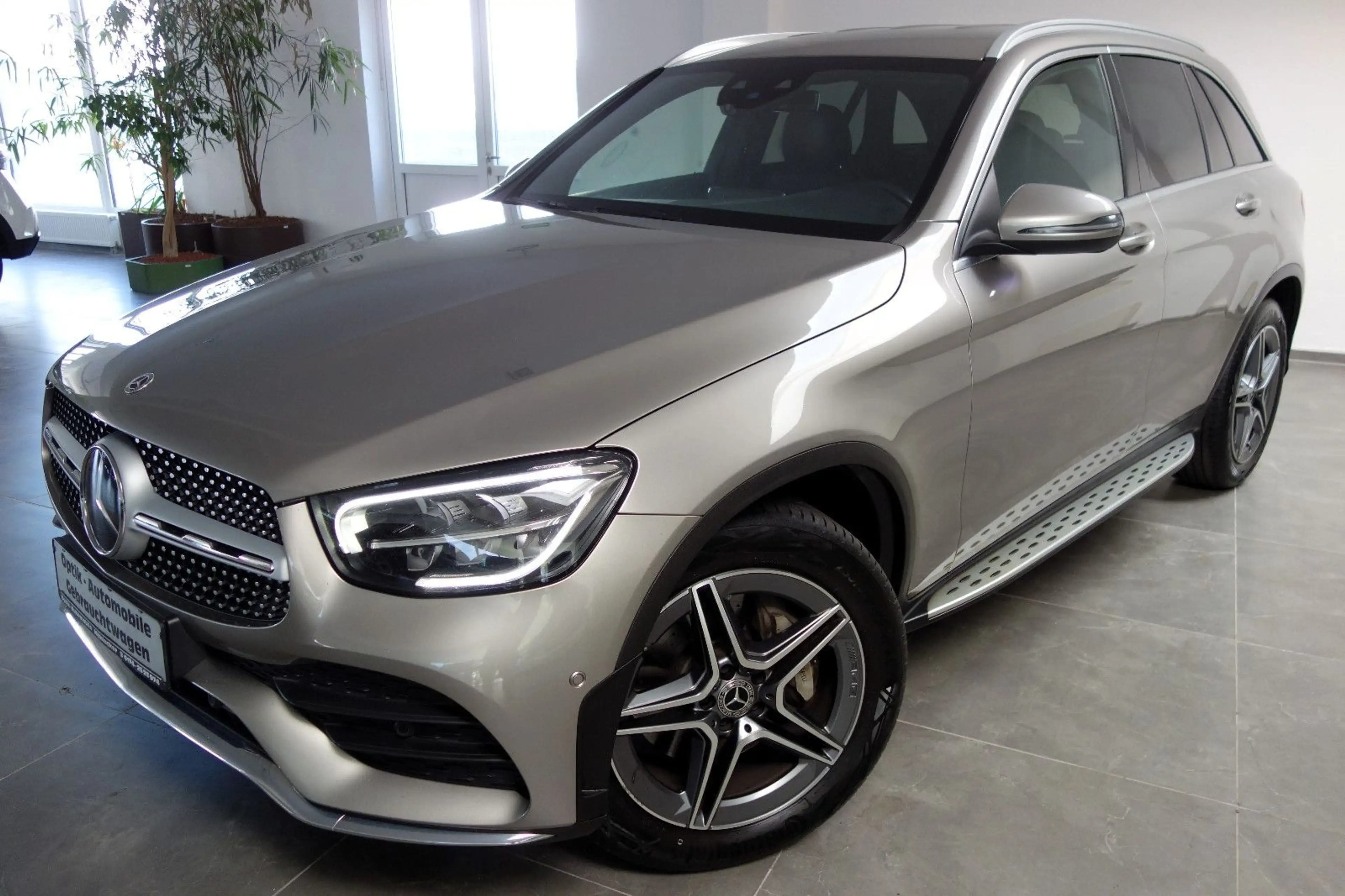Mercedes-Benz GLC 220 d AMG Line Leder/MBUX/Distr/Luft/Wide/19