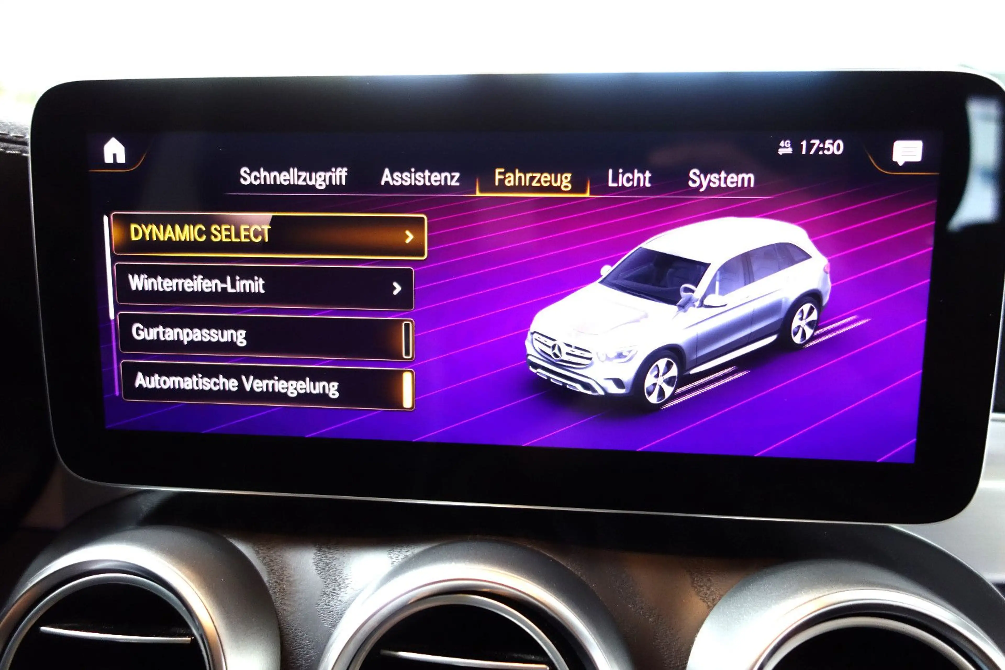 Mercedes-Benz GLC 220 d AMG Line Leder/MBUX/Distr/Luft/Wide/19 — photo 15