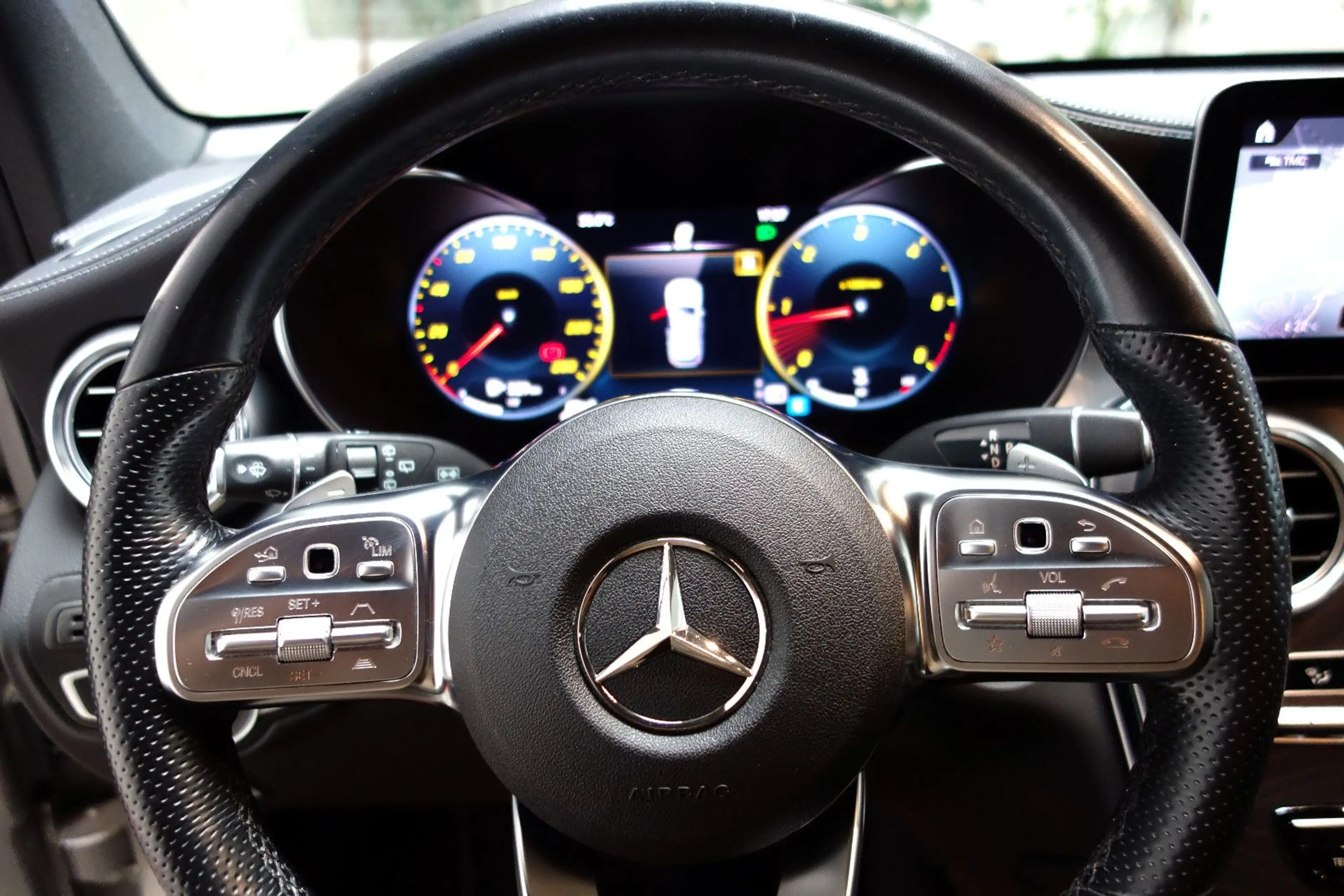 Mercedes-Benz GLC 220 d AMG Line Leder/MBUX/Distr/Luft/Wide/19 — photo 13