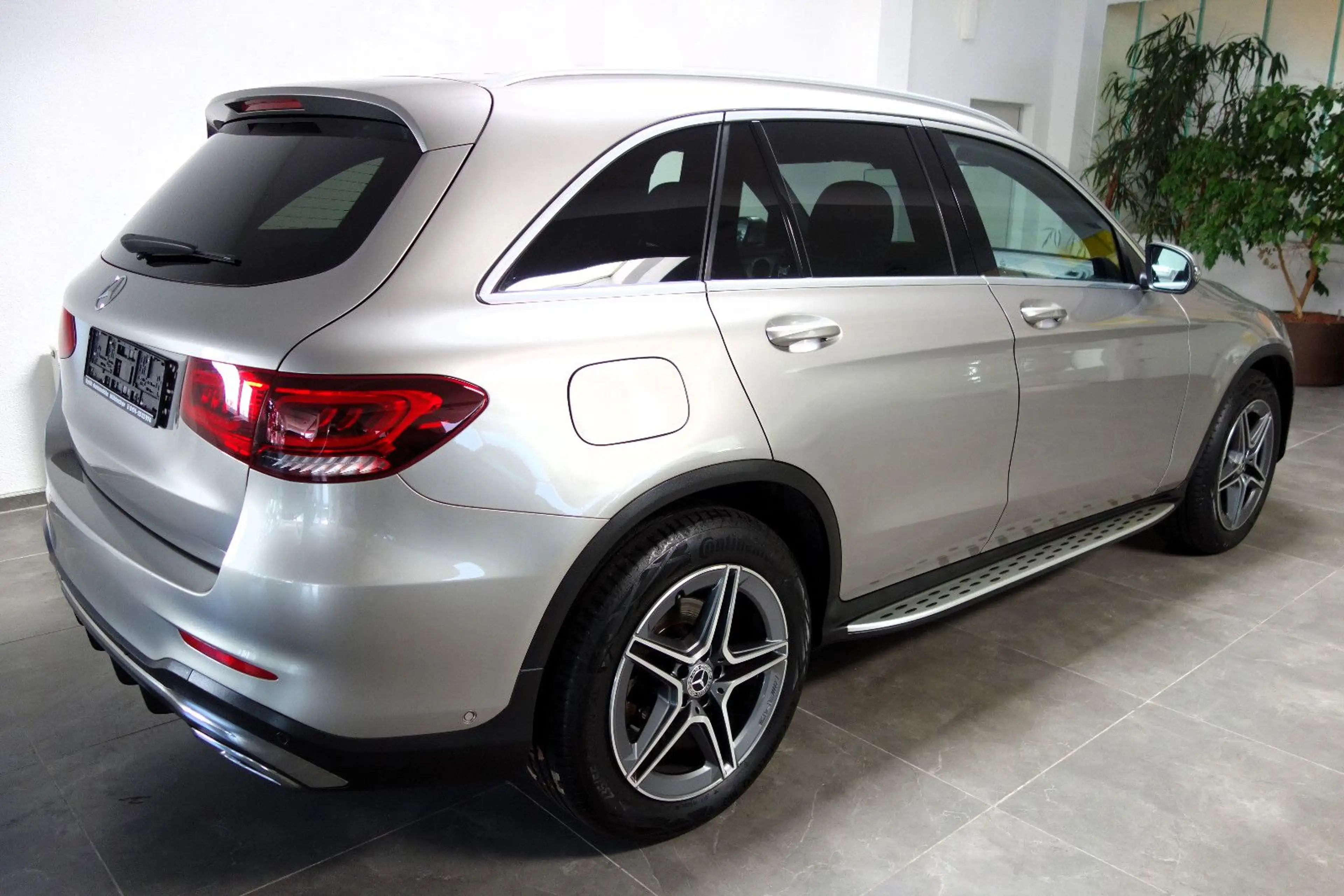 Mercedes-Benz GLC 220 d AMG Line Leder/MBUX/Distr/Luft/Wide/19 — photo 8