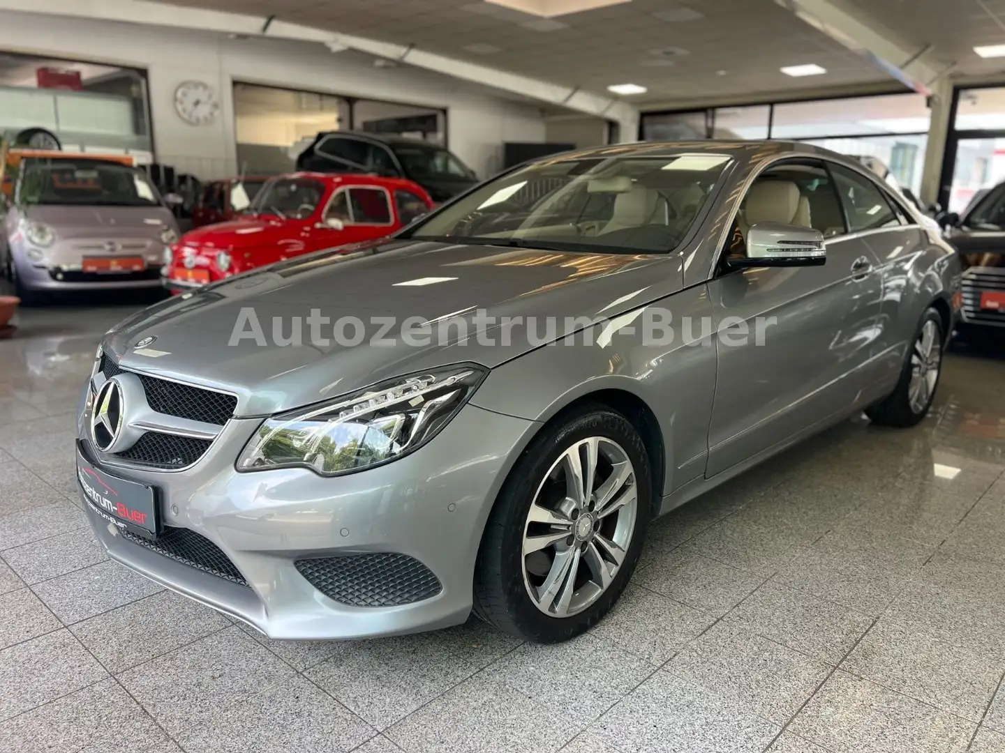 Mercedes-Benz E 350 E -Klasse Coupe E 350 BlueTec / d 1.Hand Silber - 2