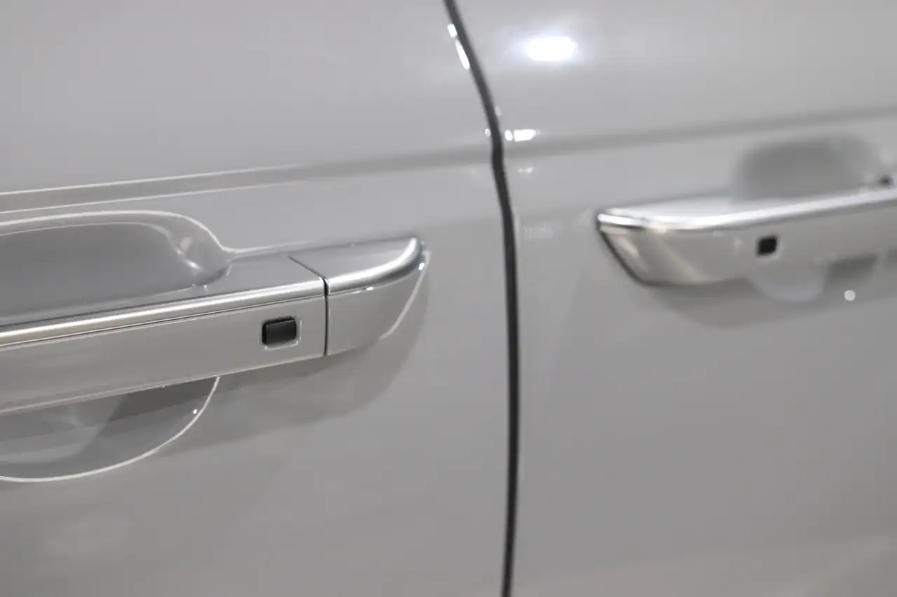 Kia Carnival photo Kia Carnival