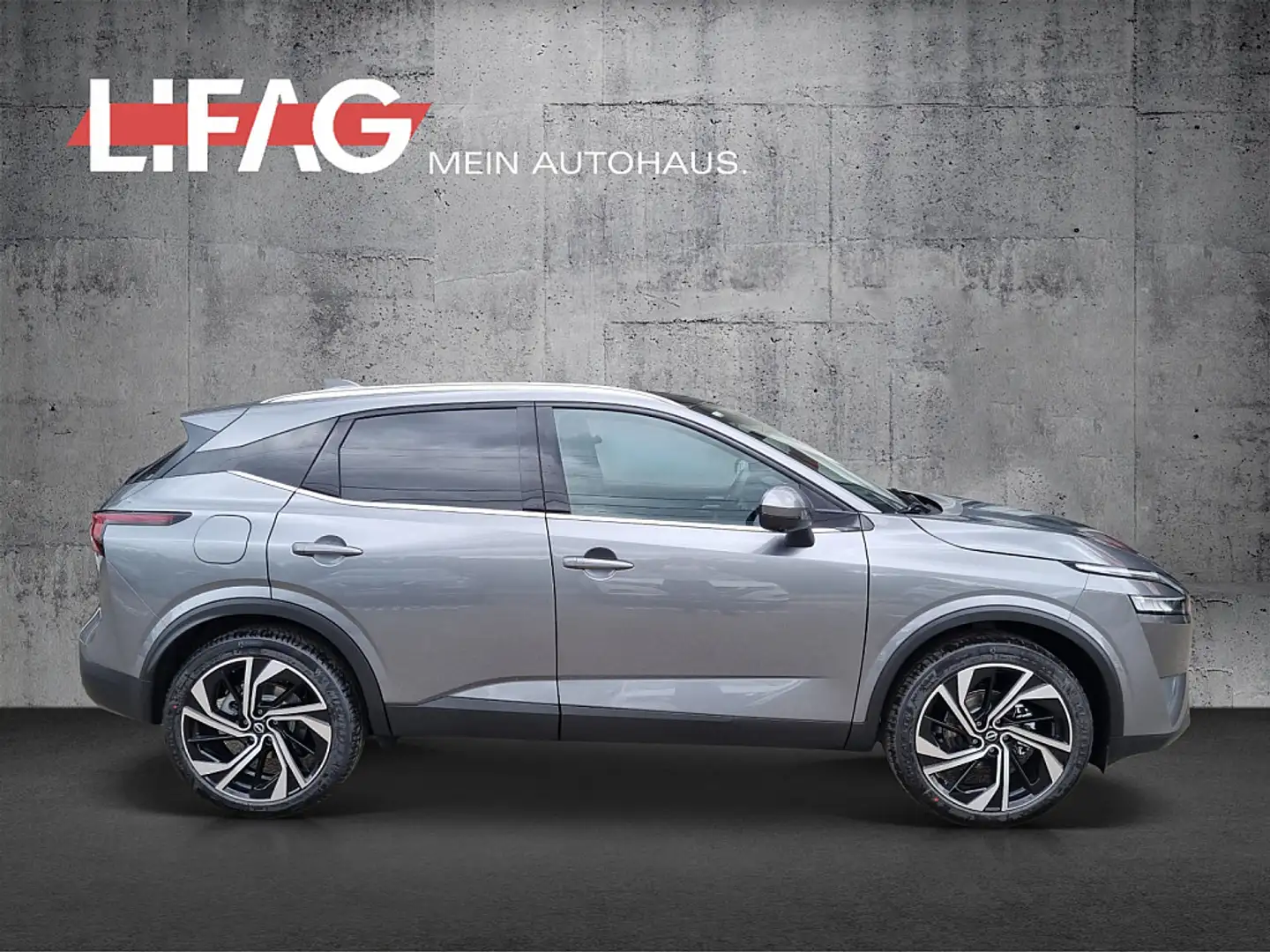Nissan Qashqai 1,3 MHEV Tekna+ Autom. *ab € 37.990,-* Grau - 2