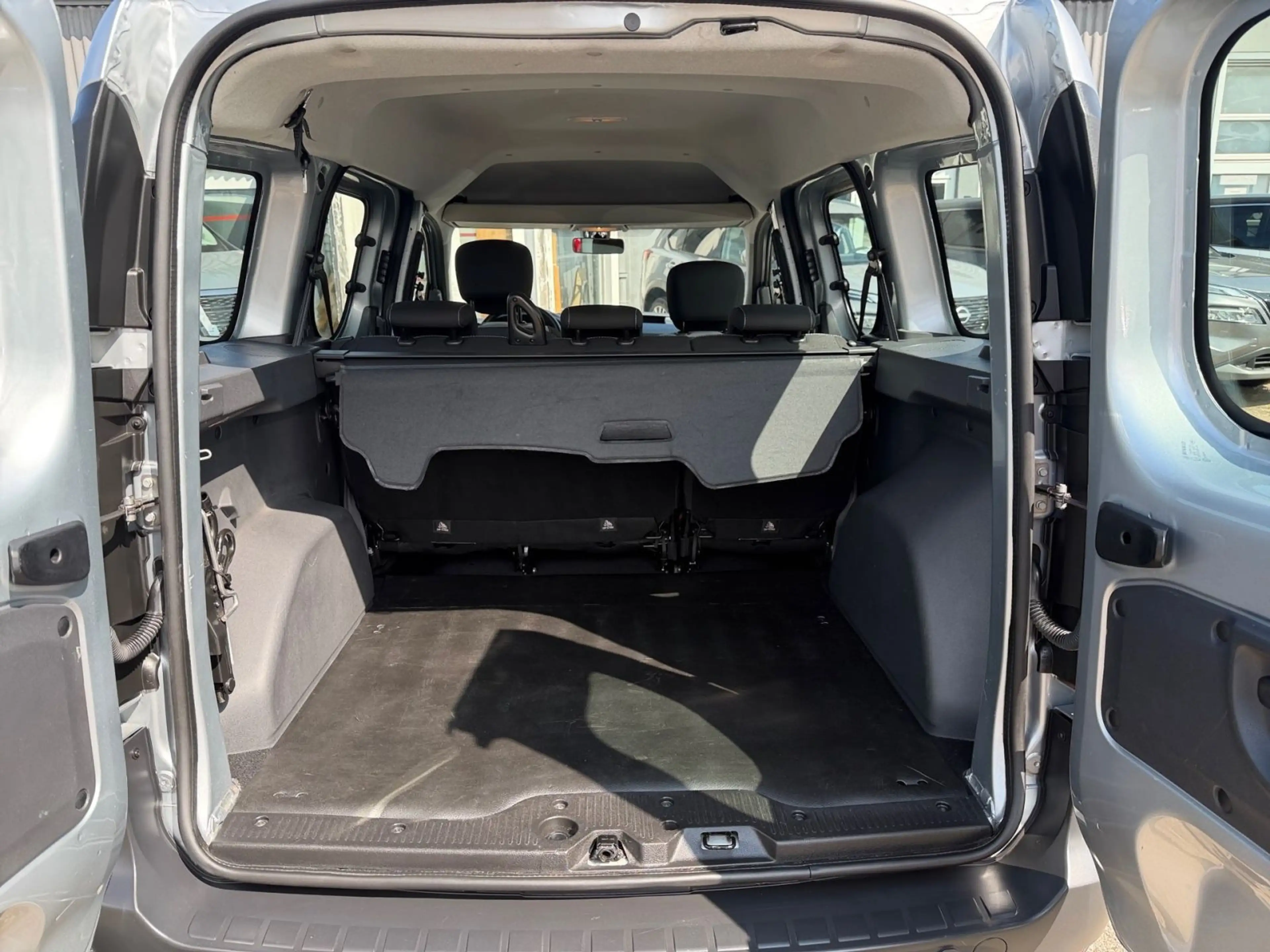 Dacia Dokker 1.3 TCe |130 | Stepway | Plus | Rückfahrk — photo 12