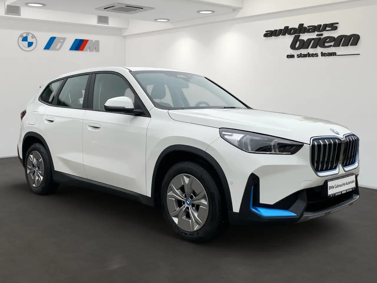 BMW iX1 xDrive30 ELEKTRO 2