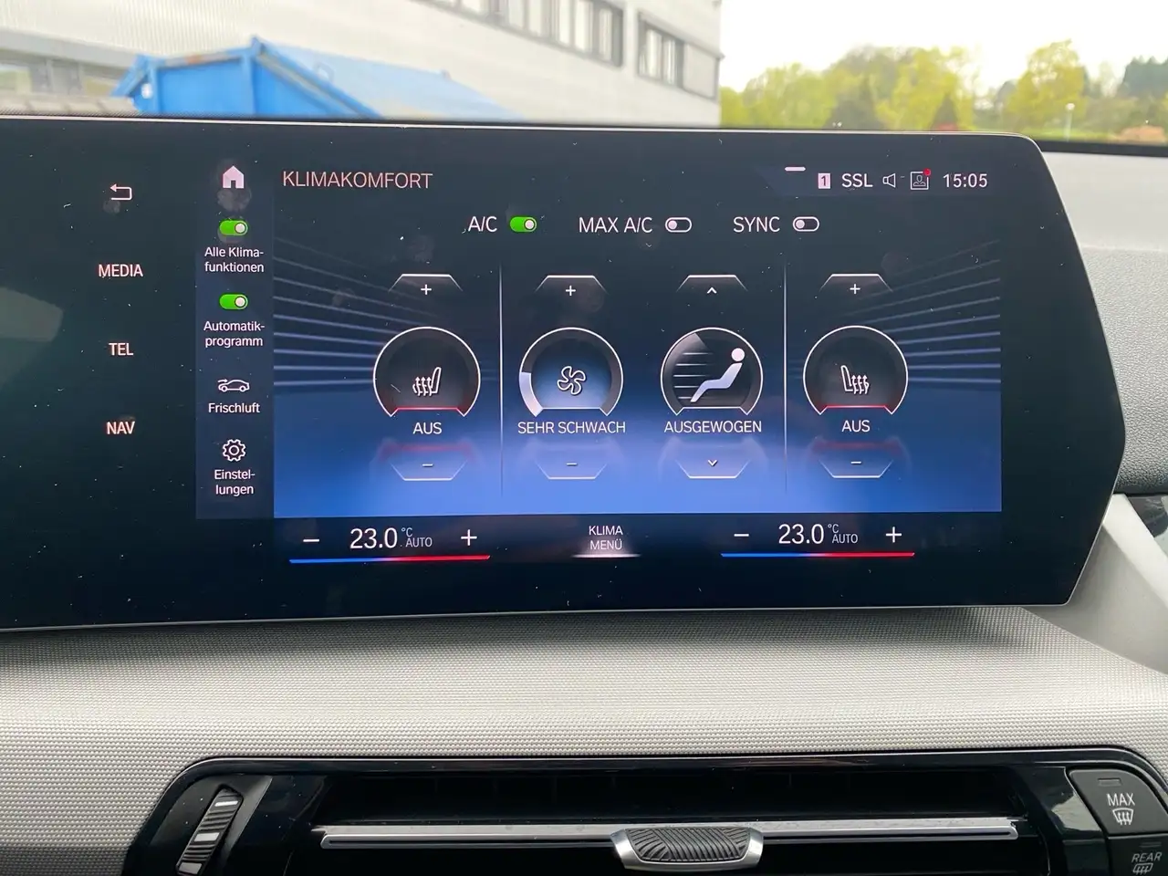 BMW iX1 xDrive30 ELEKTRO 14