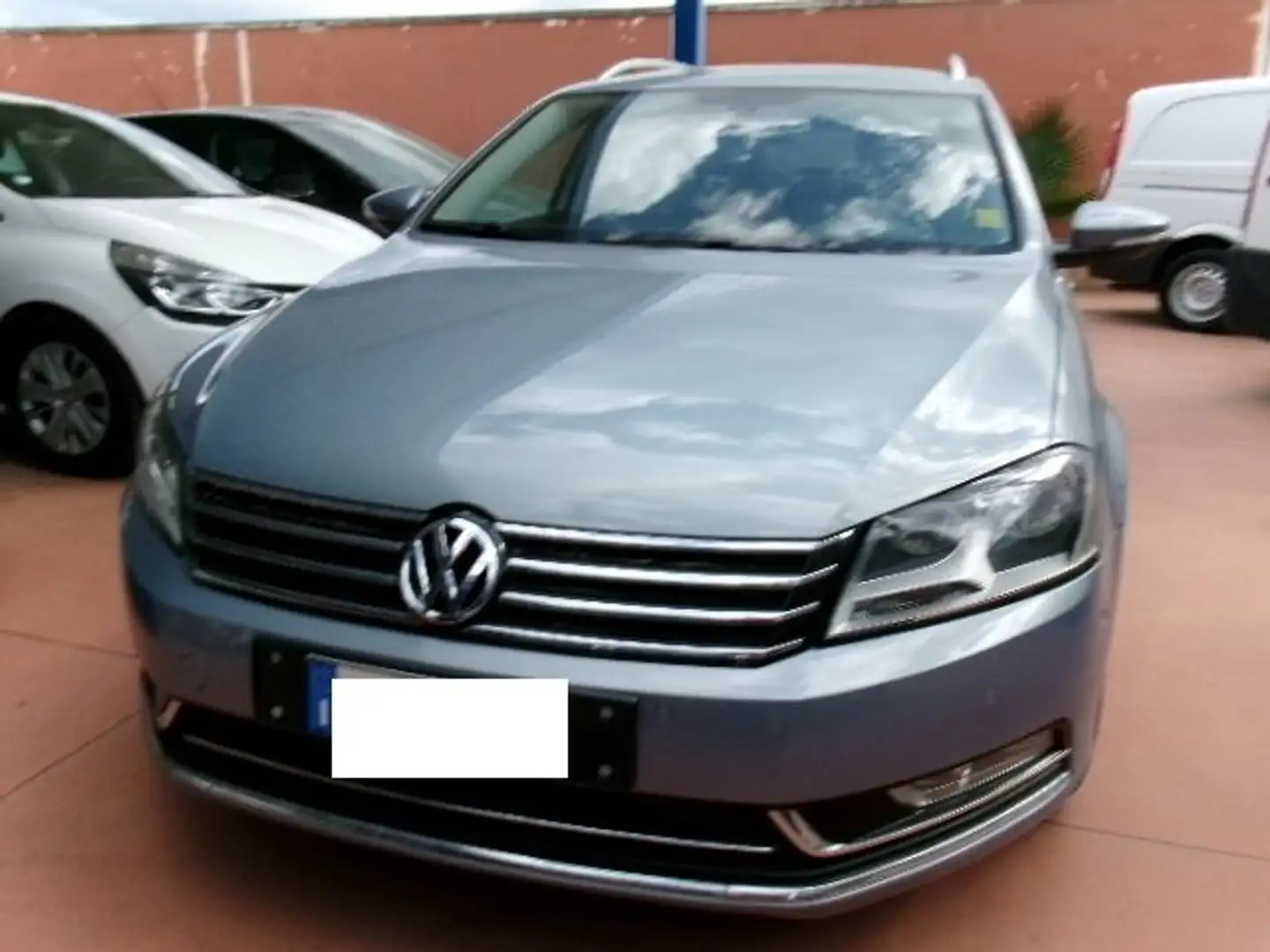 Volkswagen Passat Variant 2.0 tdi Highline Gris - 1