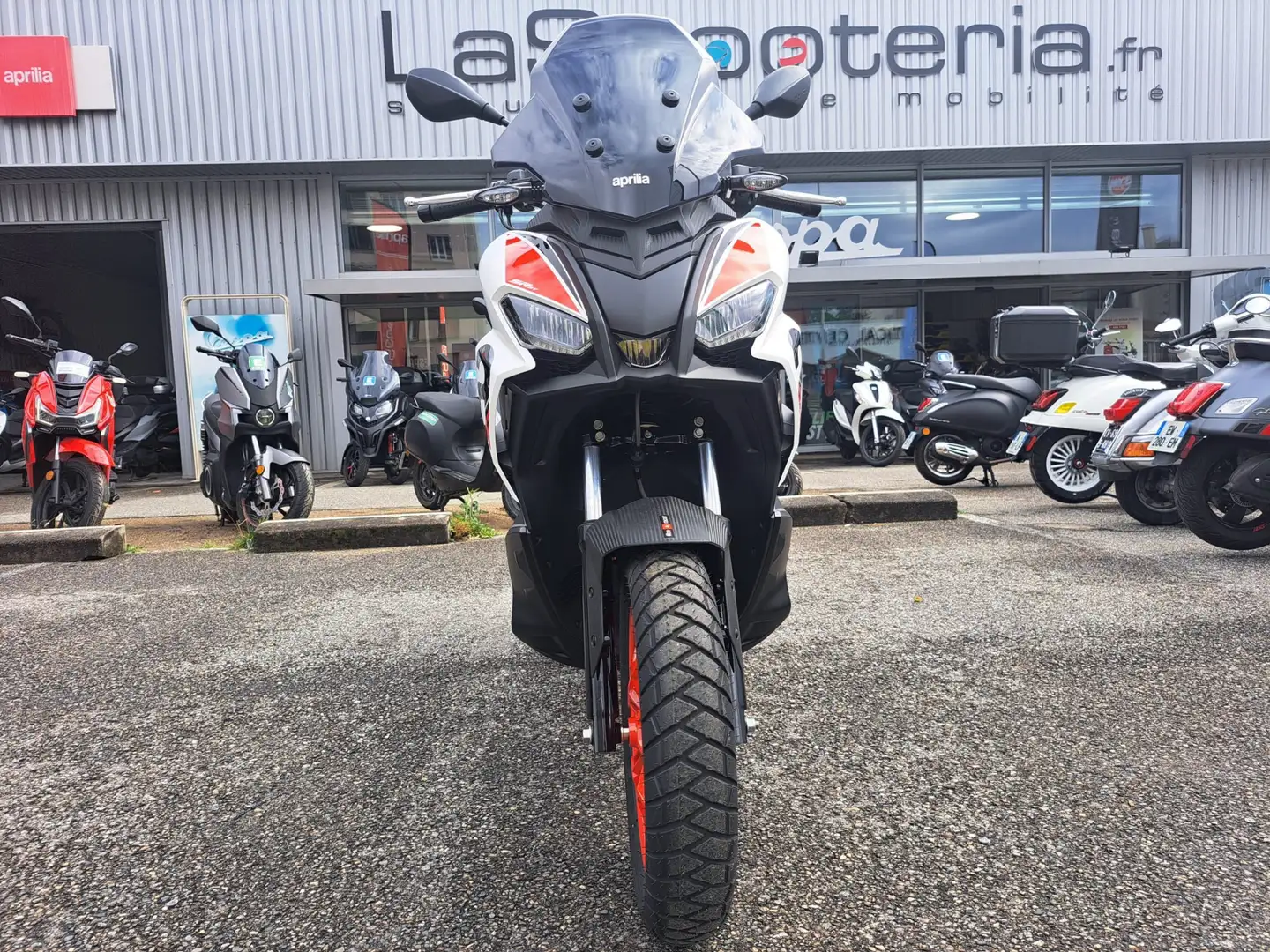 Aprilia SR 125 Alb - 2