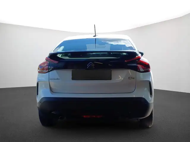 Citroen C4 view 4