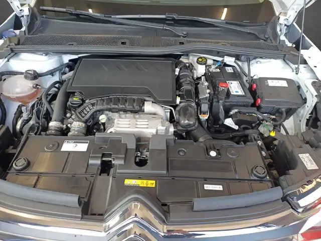 Citroen C4 view 8