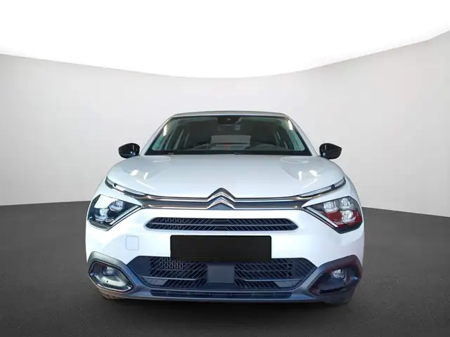 Citroen C4 view 3