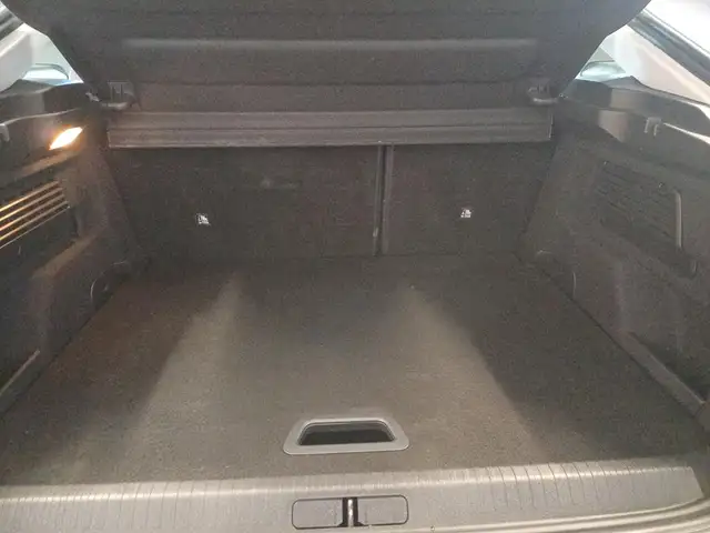 Citroen C4 view 9