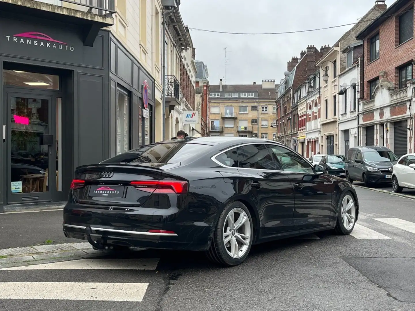 Audi A5 2.0 TDI 150 / SIEGES CHAUFFANTS / CARPLAY / ATTELAGE Negro - 2