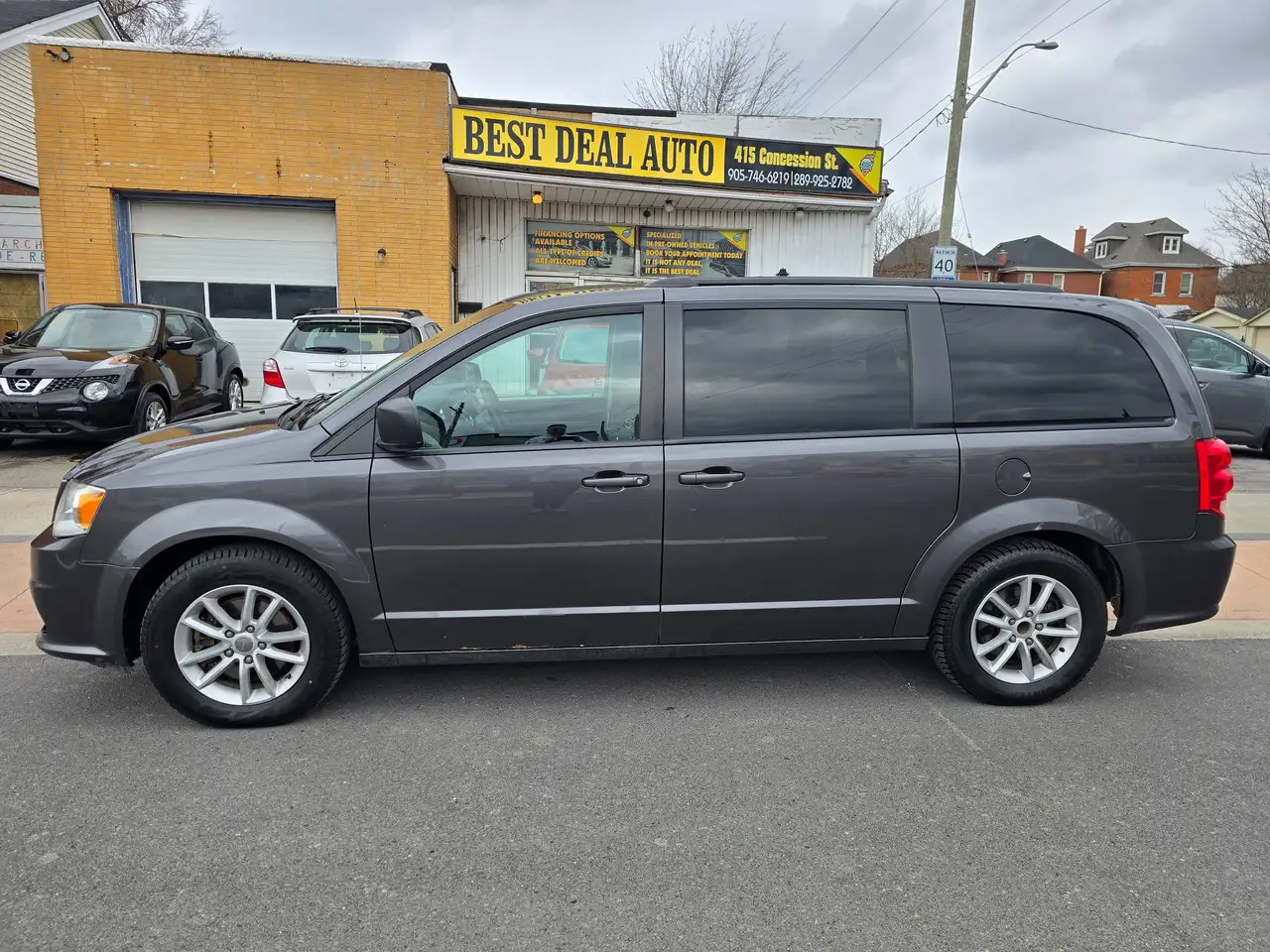 Dodge Grand Caravan снимка Dodge Grand Caravan