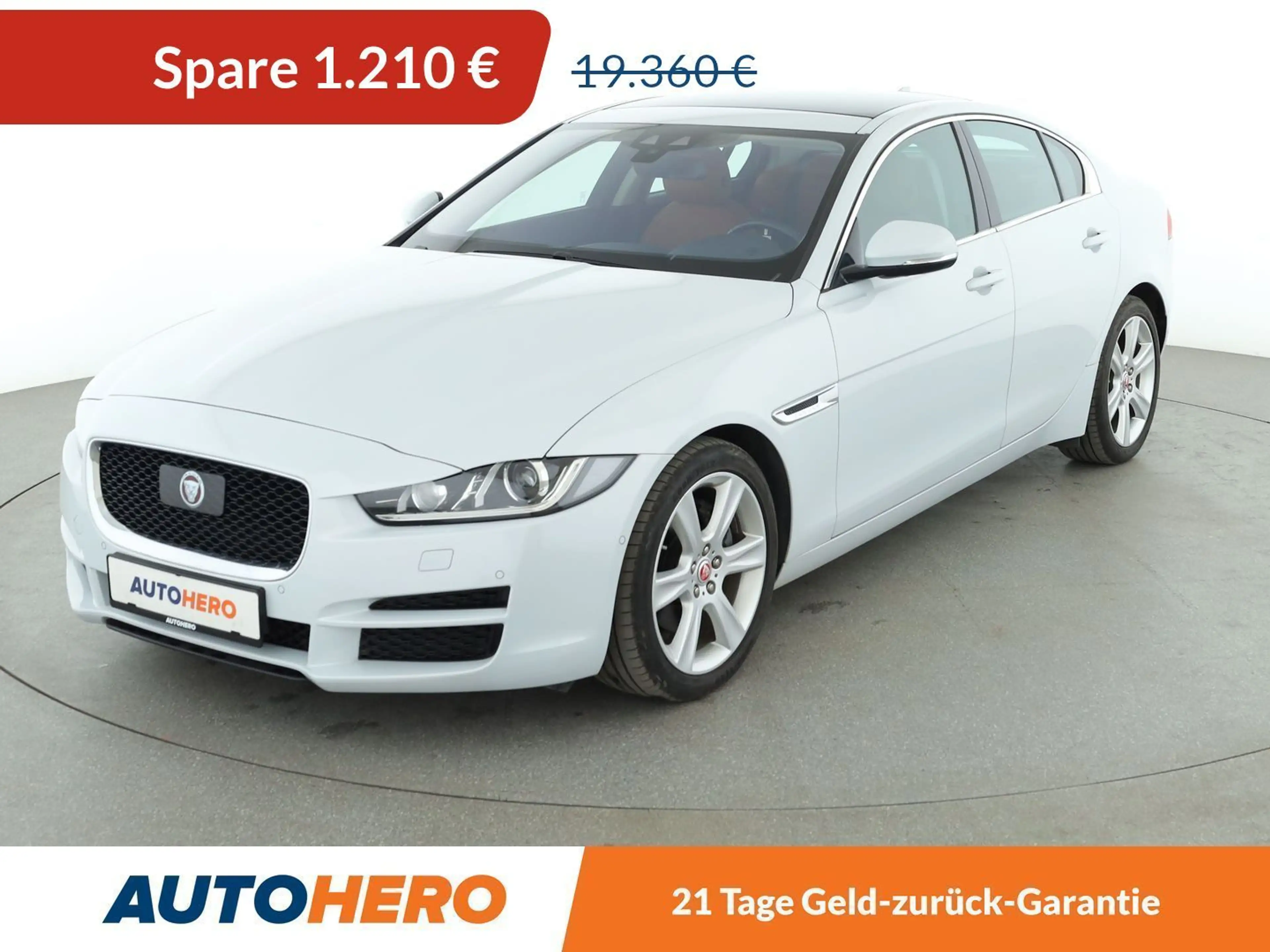 Jaguar XE 20d Portfolio Aut.*NAVI*CAM*XENON*PANO*PDC*SHZ*