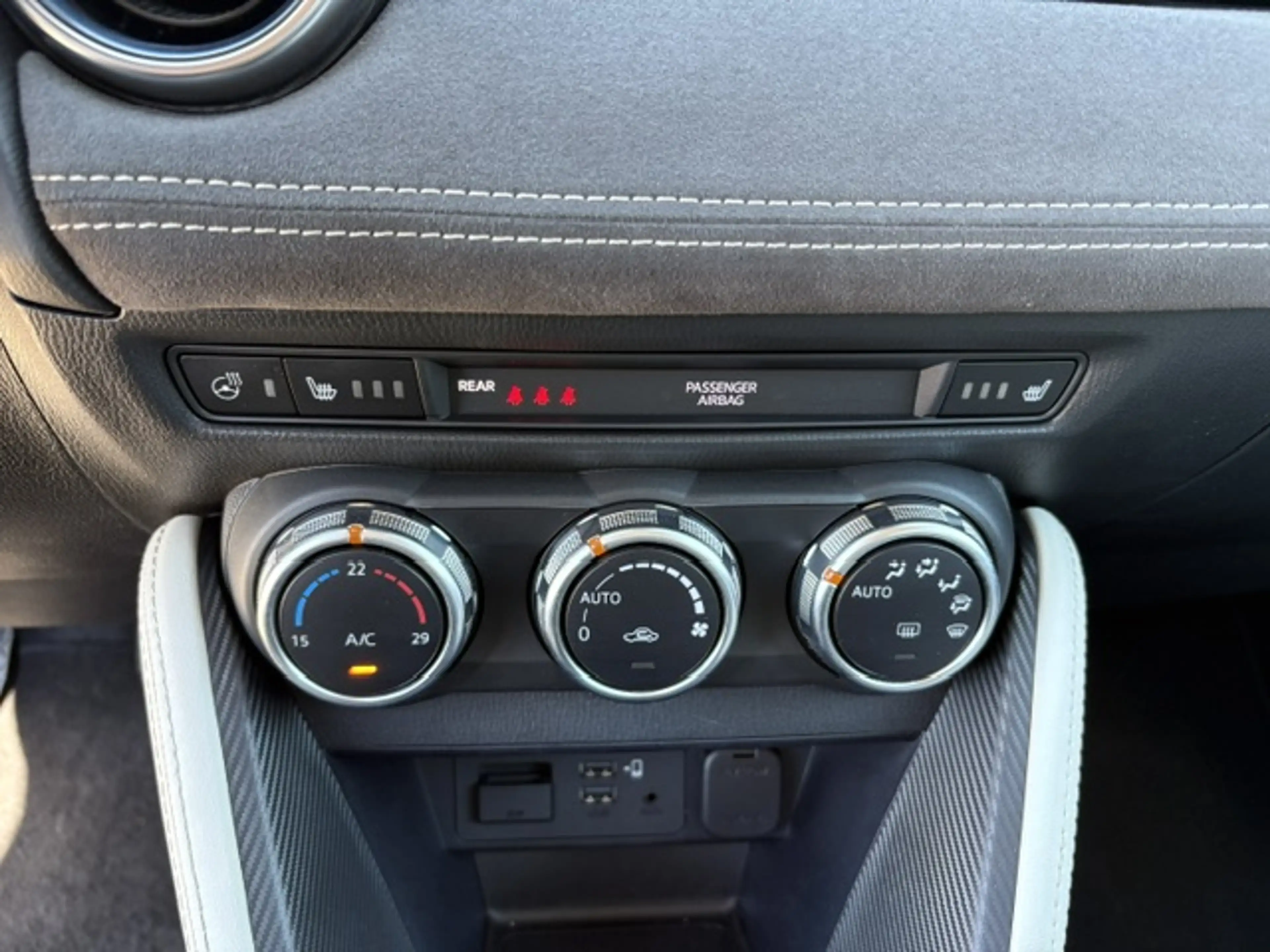 Mazda 2 SKYACTIV-G 90 5T 6GS AL-EDITION100 — photo 16