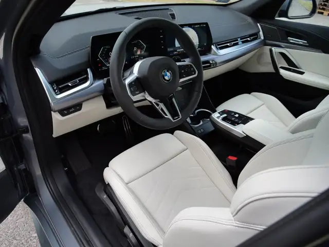 BMW X2 view 15