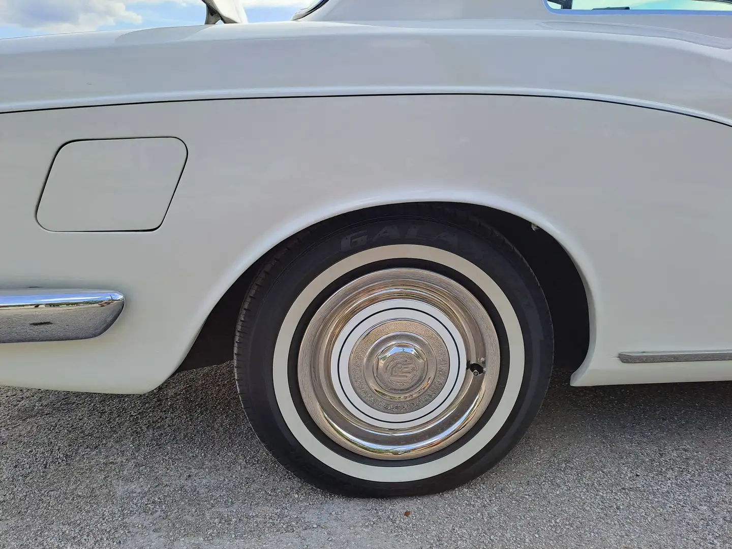 Rolls-Royce Silver Shadow Coupe 2DOOR Weiß - 2