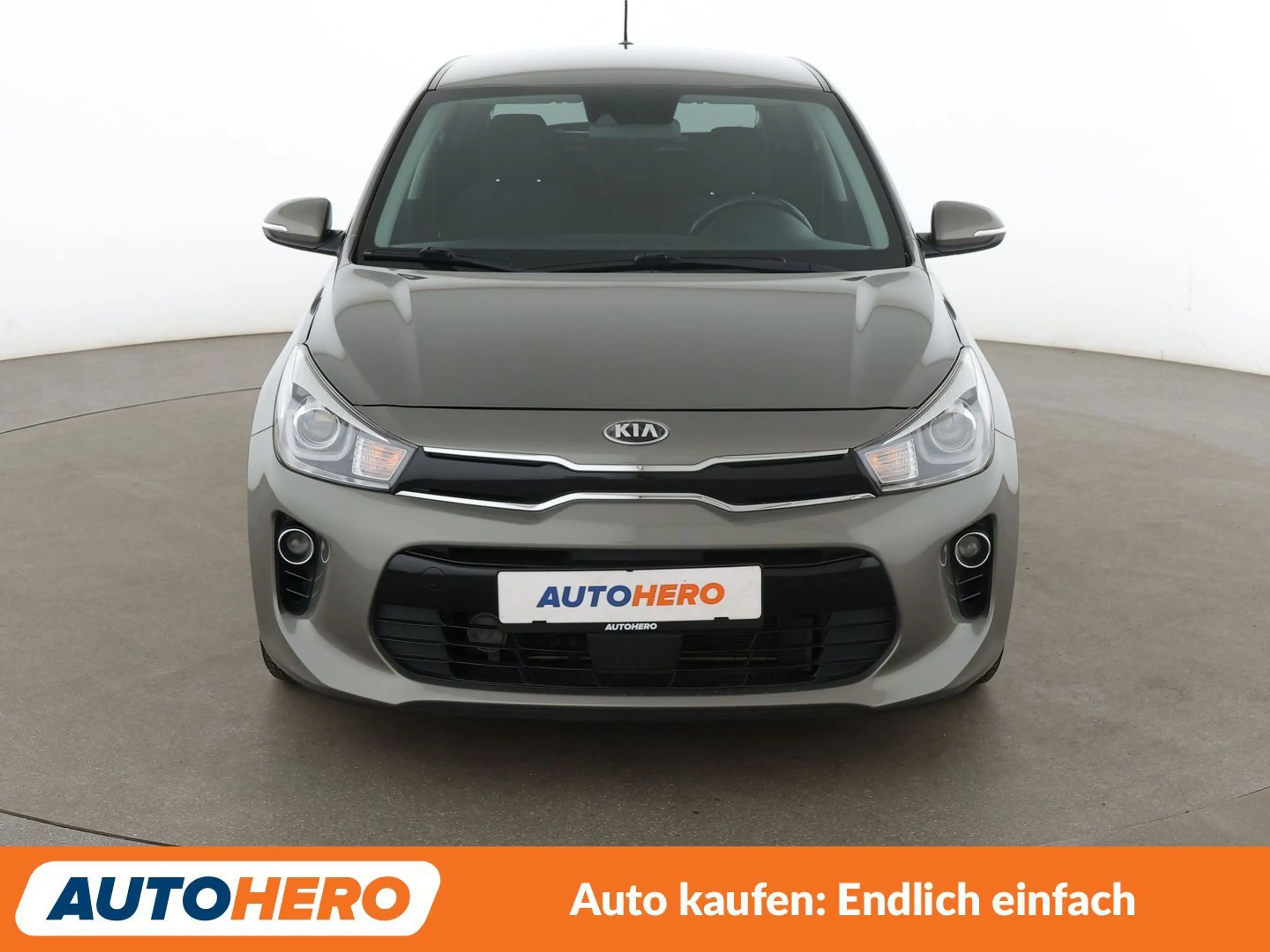 Kia Rio 1.4 Dream Team *NAVI*TEMPO*CAM*PDC*SHZ*ALU*KLIMA* — photo 9