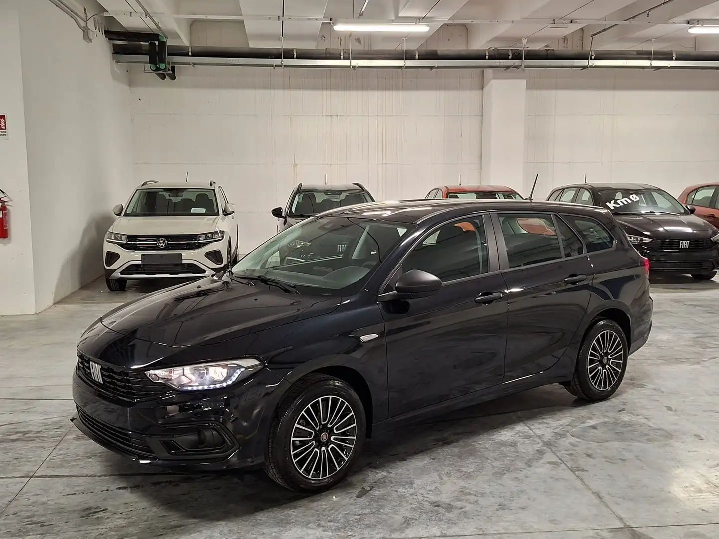Fiat Tipo 1600 16V Multijet 130CV ""Tipo"" SW ***Km. Zero*** Noir - 1