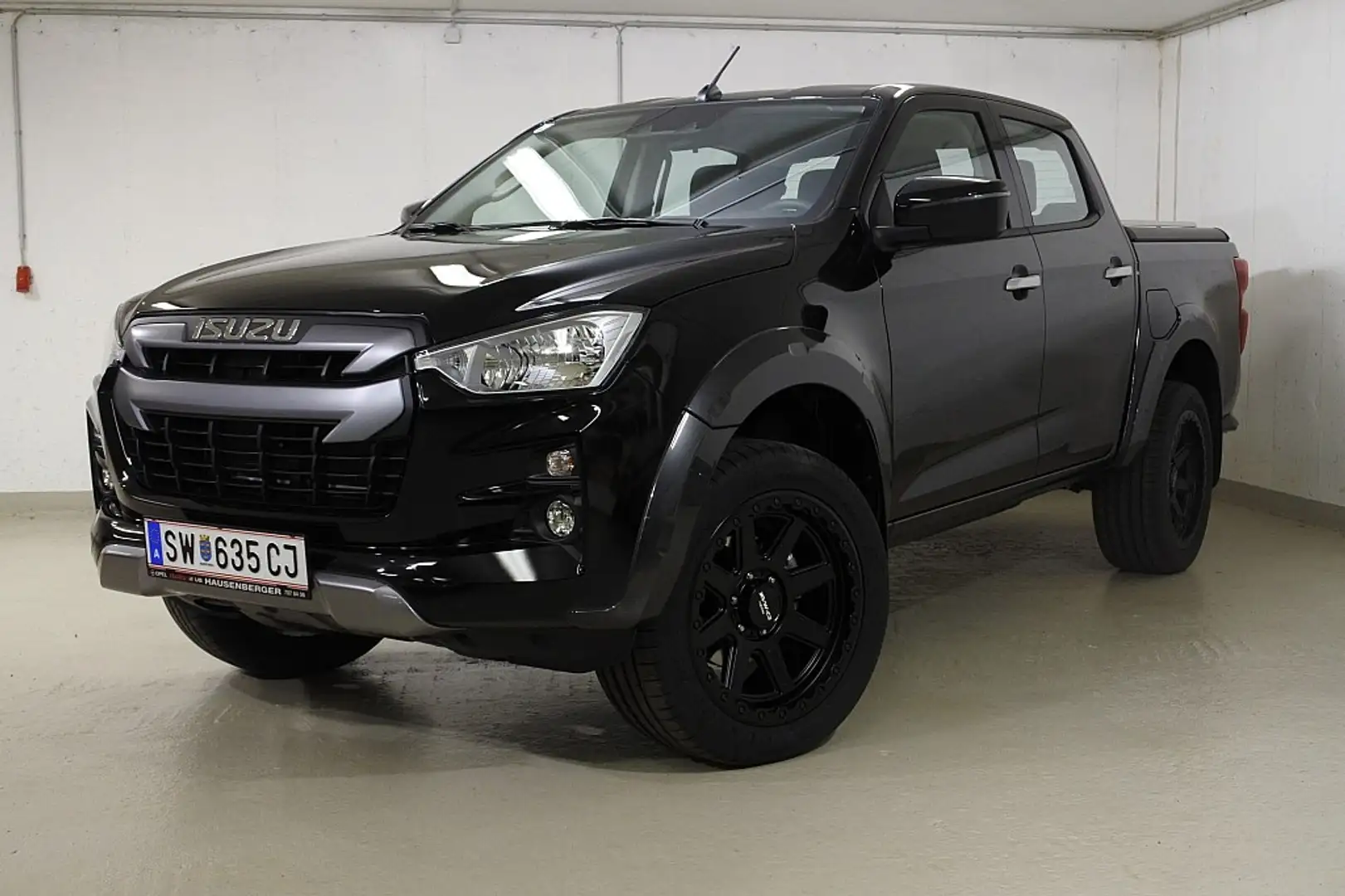 Isuzu D-Max D-MAX Double Cab 4x4 LS A/T Schwarz - 1