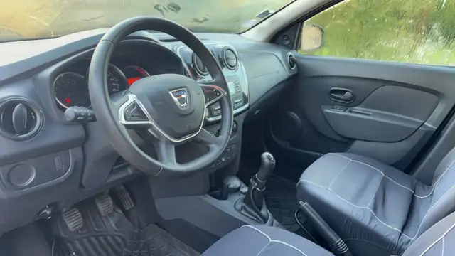 Dacia Sandero view 8