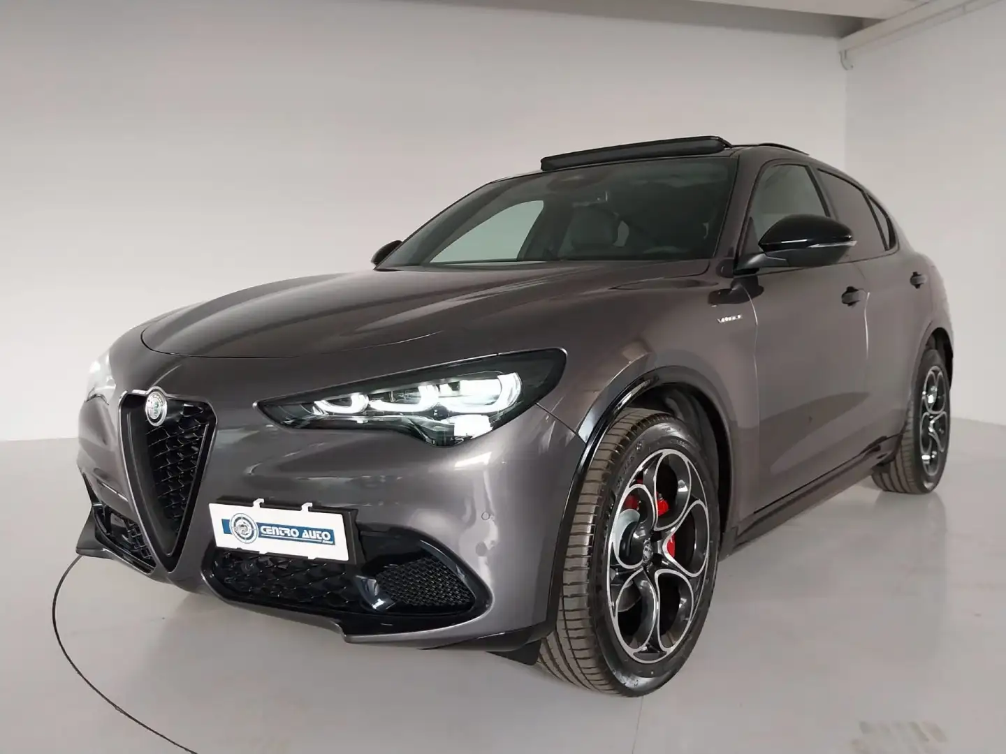 Alfa Romeo Stelvio 2.2 Td 210 CV AT8 Q4 Veloce TETTO APRIBILE Gris - 2