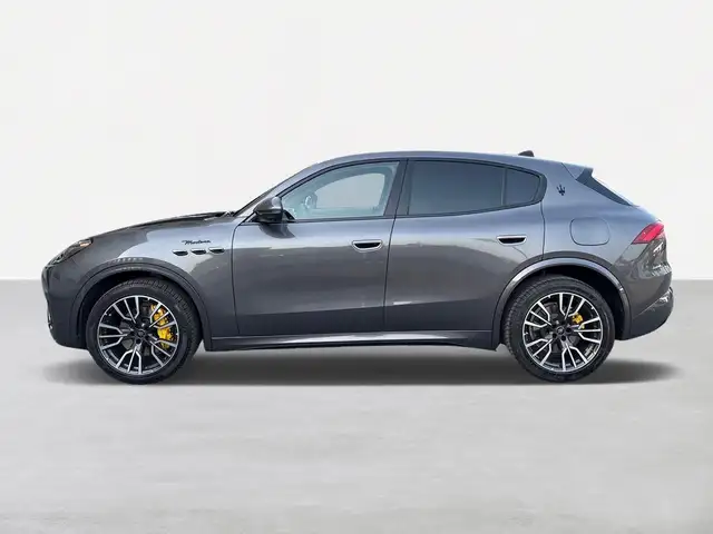 Maserati Grecale view 2