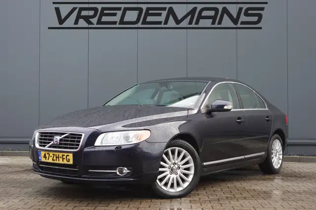 Volvo S80 3.2 Summum AUTOMAAT/LEDER/NAVI