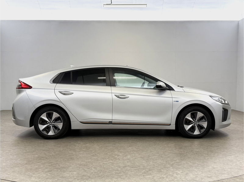 Hyundai IONIQ Premium EV 28 kWh | Snelladen | SOH 87% | Pano | V — photo 10
