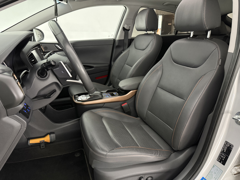 Hyundai IONIQ Premium EV 28 kWh | Snelladen | SOH 87% | Pano | V — photo 15