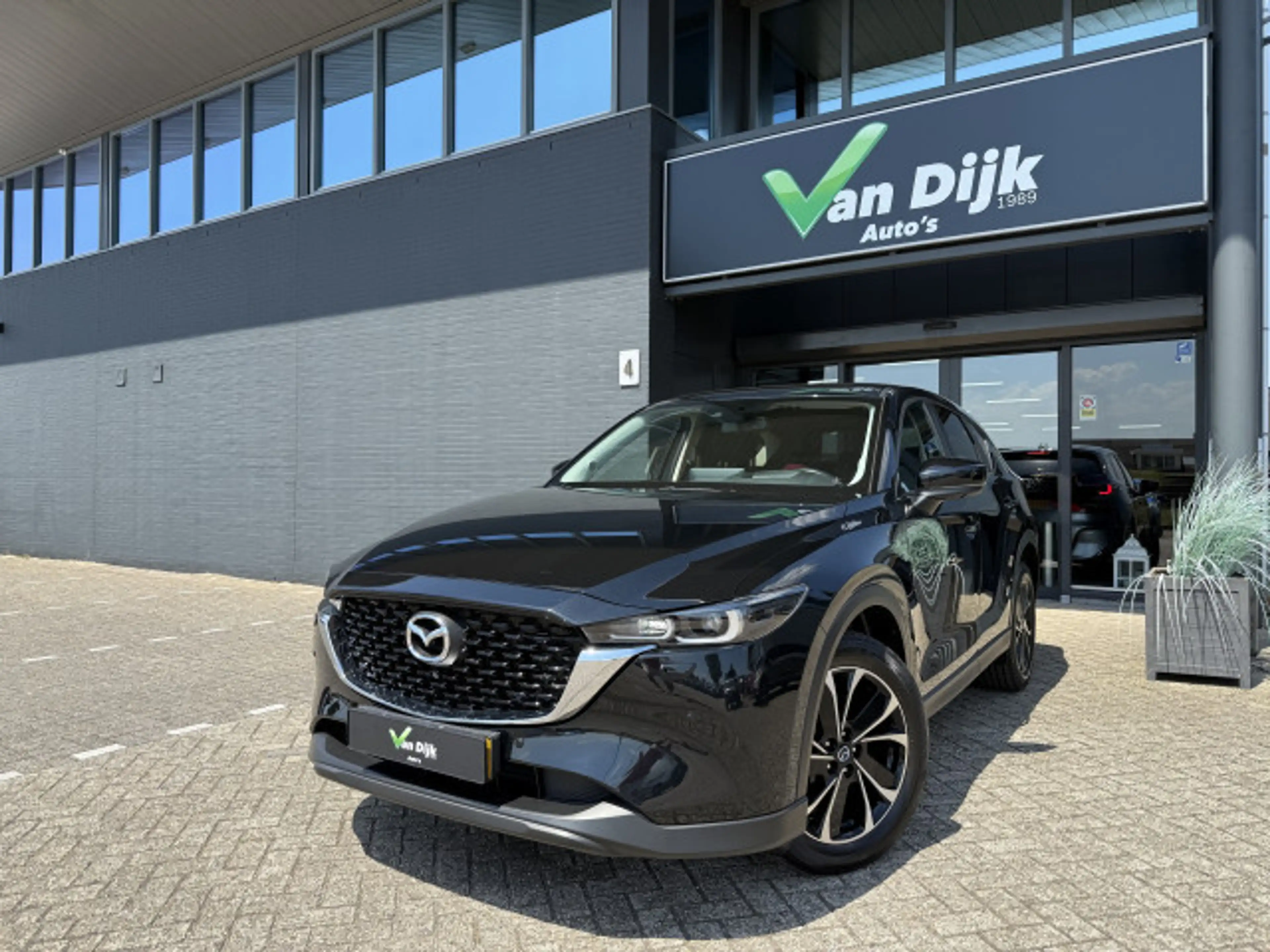 Mazda CX-5 2.0 SkyActiv Navi 360Camera 19Inch — photo 3