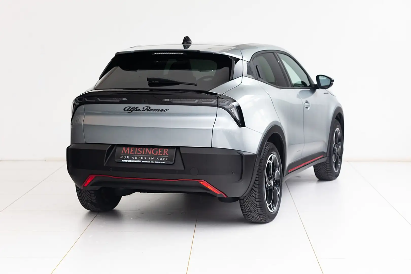 Alfa Romeo Junior Elettrica Batterie 54kWh Speciale Grijs - 2