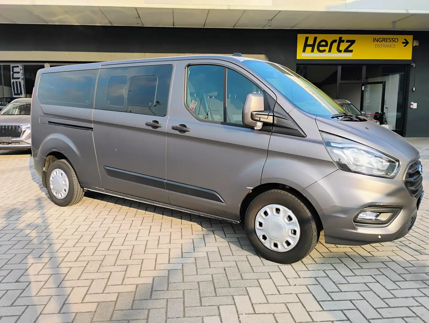 Ford Transit Custom 320 2.0 Ecoblue 130aut Combi Trend Grigio - 2
