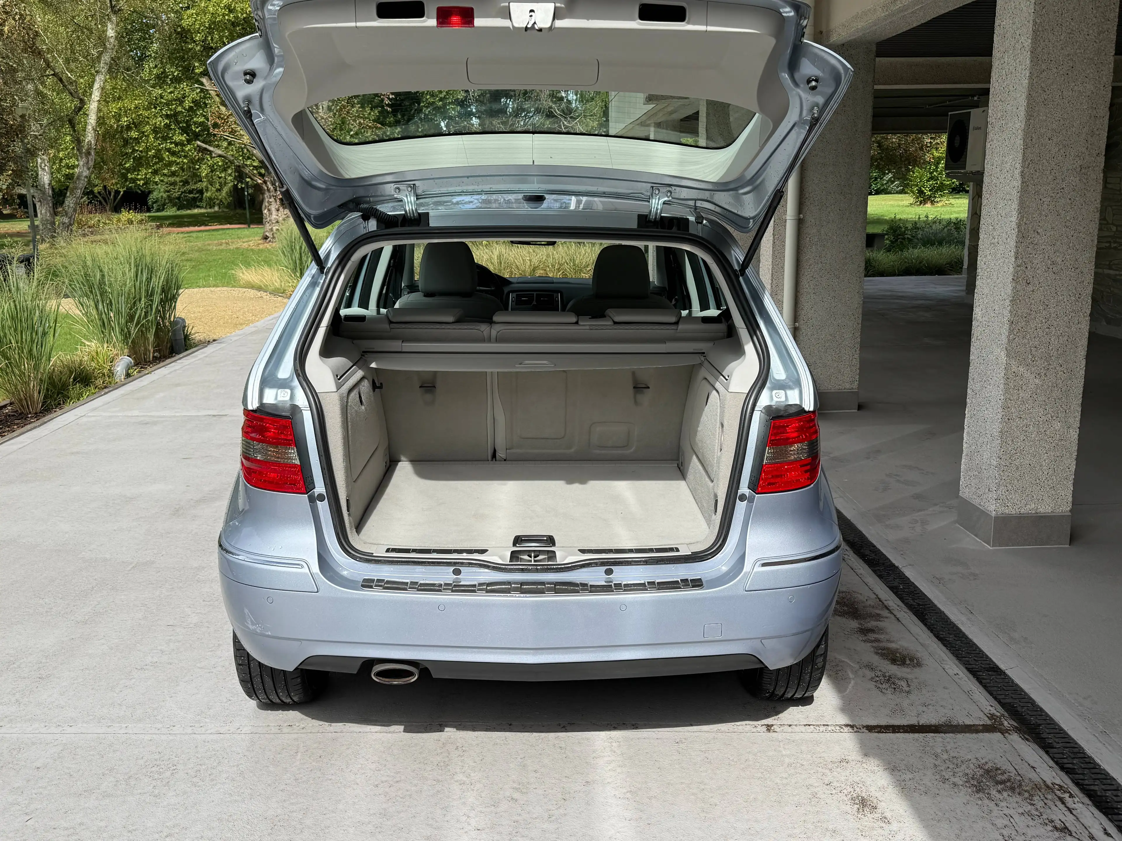 Mercedes-Benz B 180 B 180 BlueEFFICIENCY — photo 6