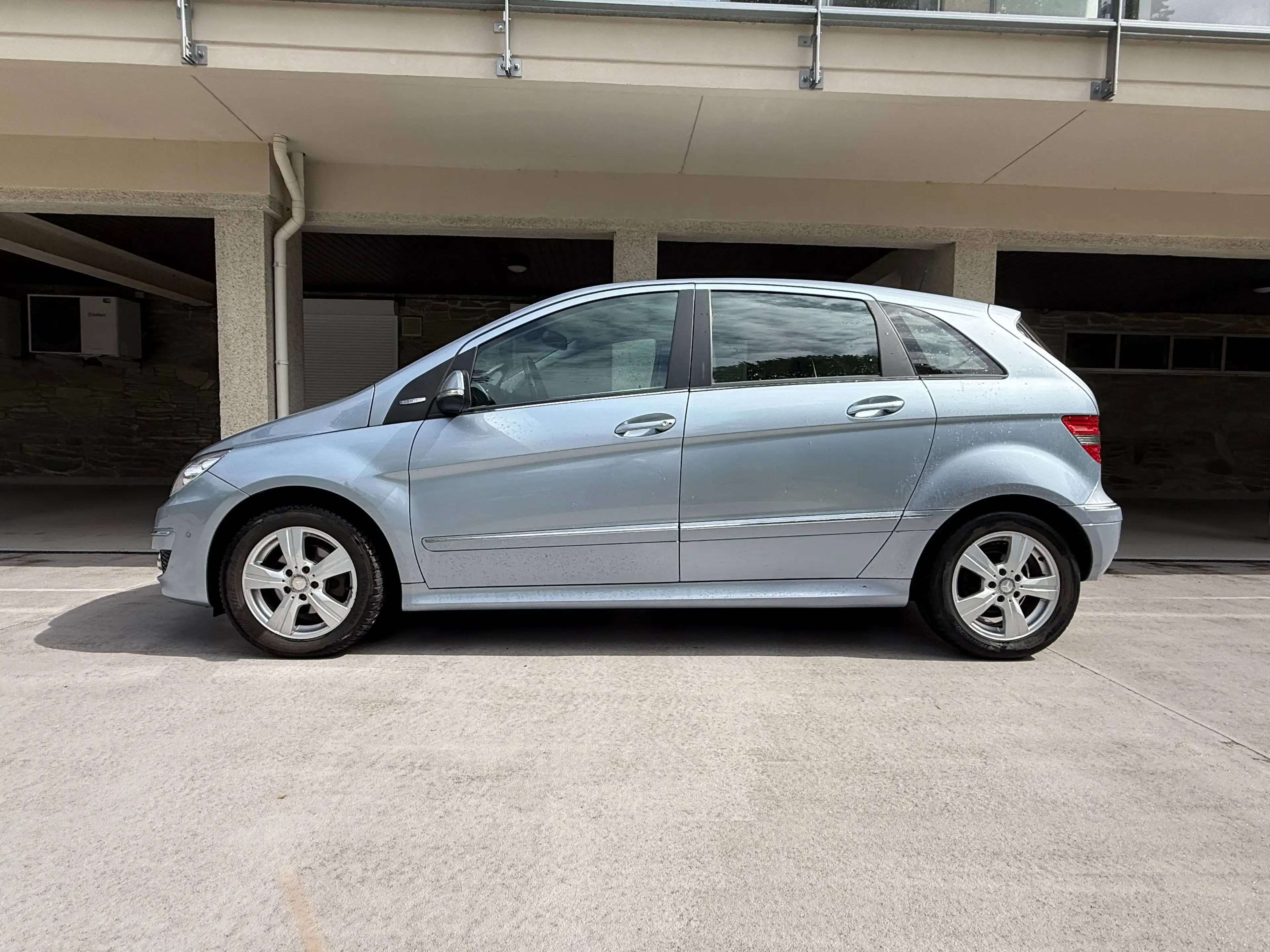 Mercedes-Benz B 180 B 180 BlueEFFICIENCY — photo 3