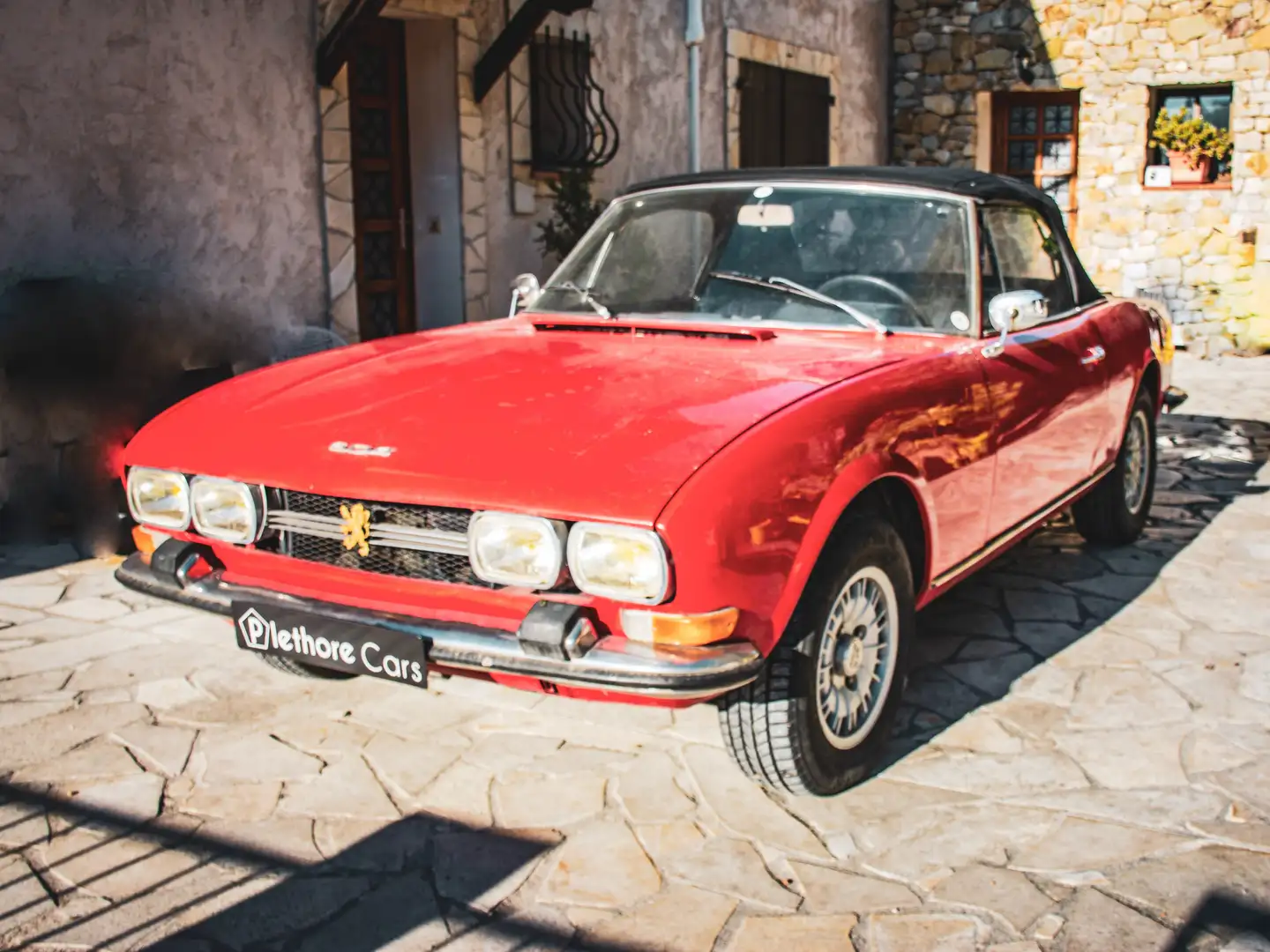 Peugeot 504 Peugeot 504 cabriolet B12 Red - 1