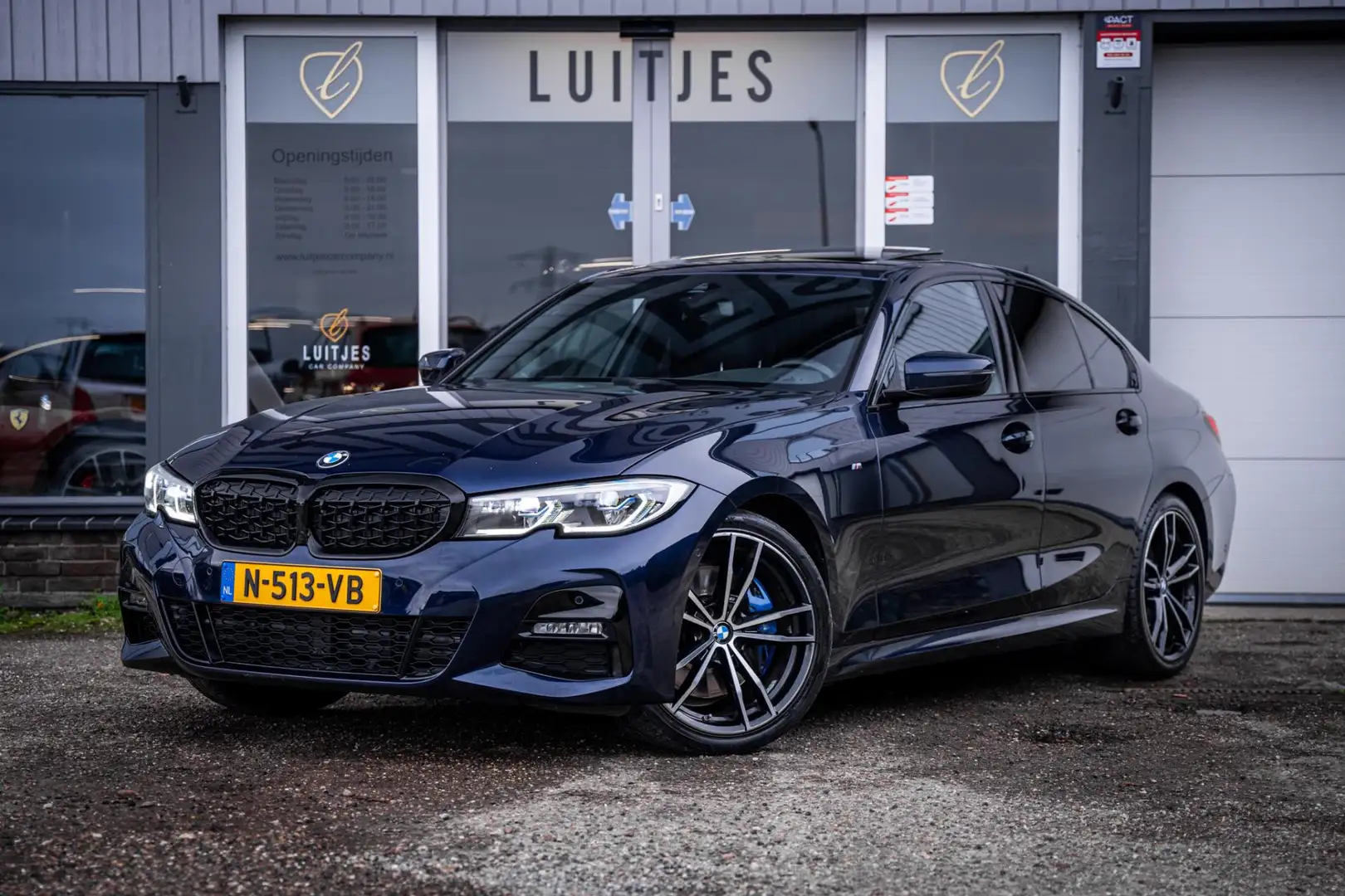 BMW 320 3-serie 320i M-Sport Org.NL*Panorama*Laser*Leder*H Blauw - 1