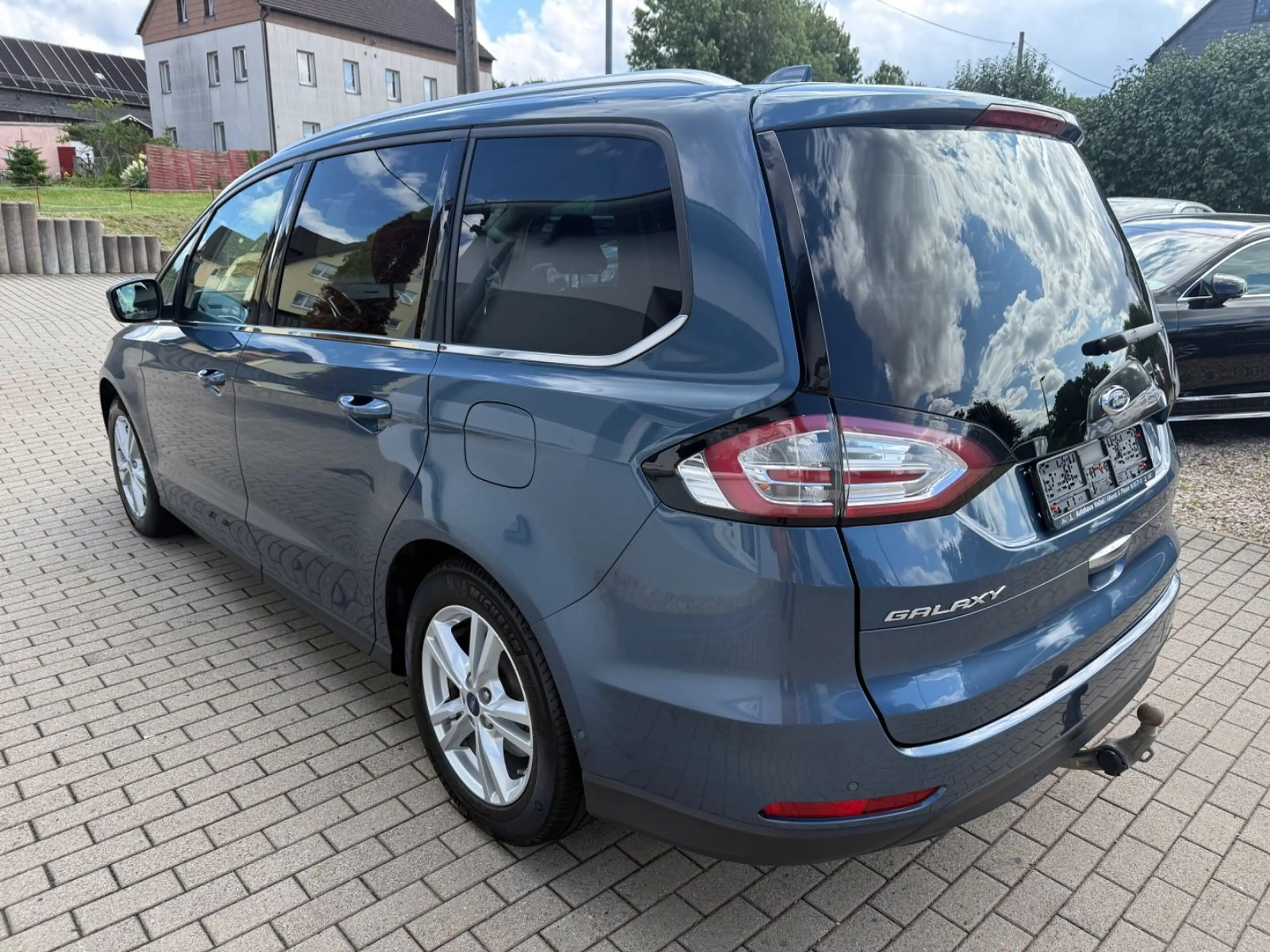 Ford Galaxy 2,0 TDCI Aut. Titanium LED ACC AHK 7-Sitz — photo 4