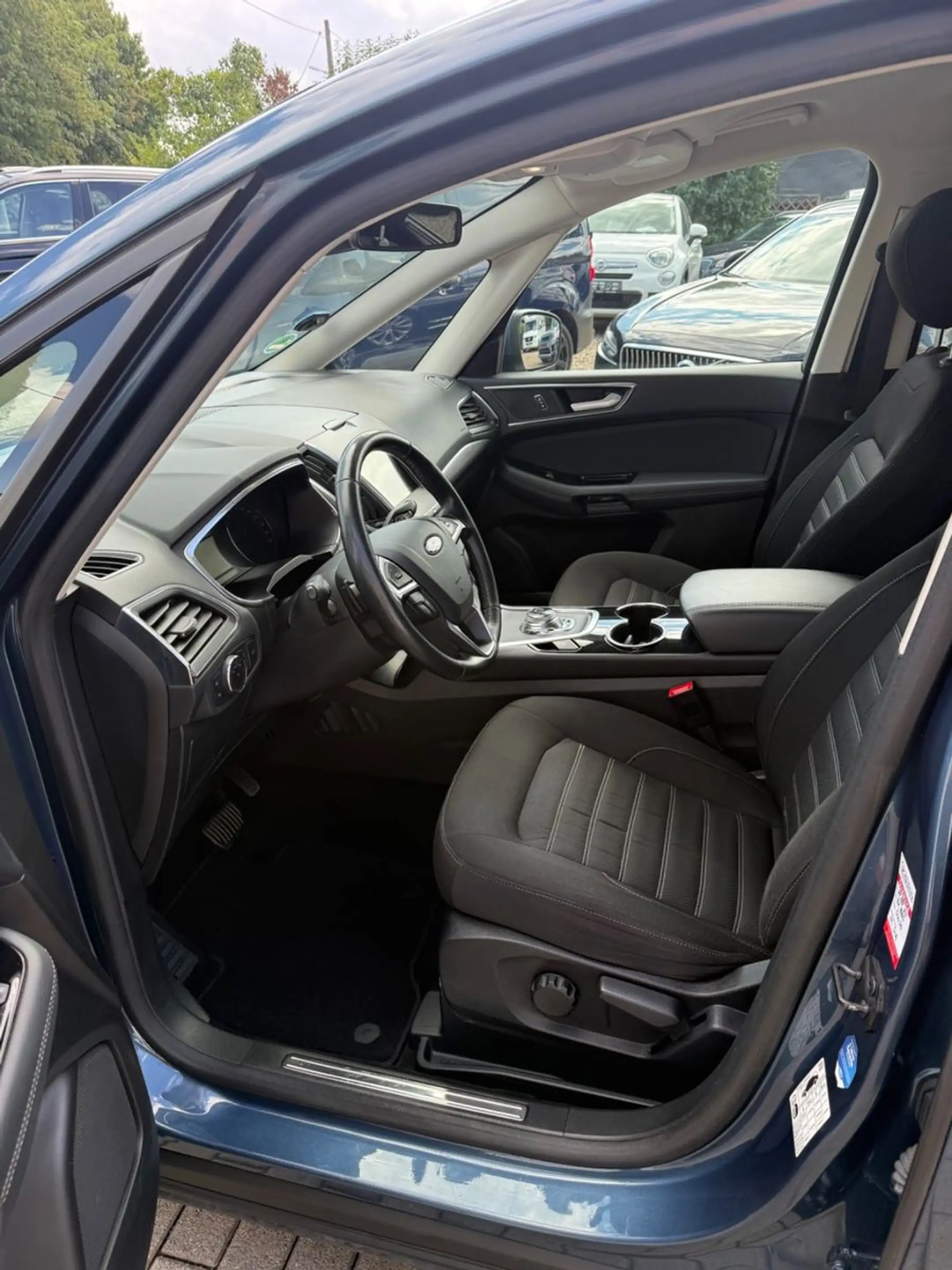 Ford Galaxy 2,0 TDCI Aut. Titanium LED ACC AHK 7-Sitz — photo 7