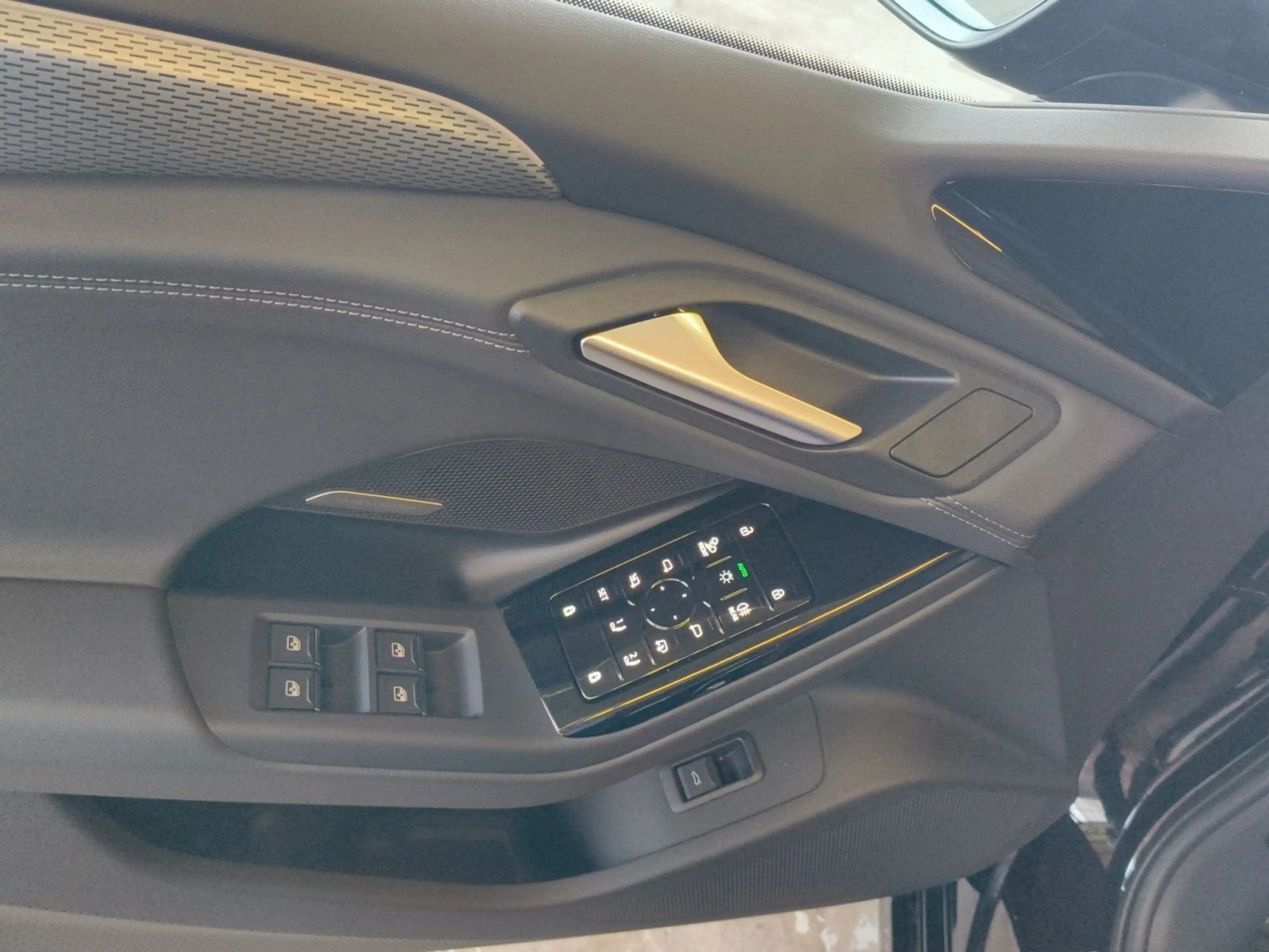 Audi A6 S line business e-tron performance AHK — photo 15