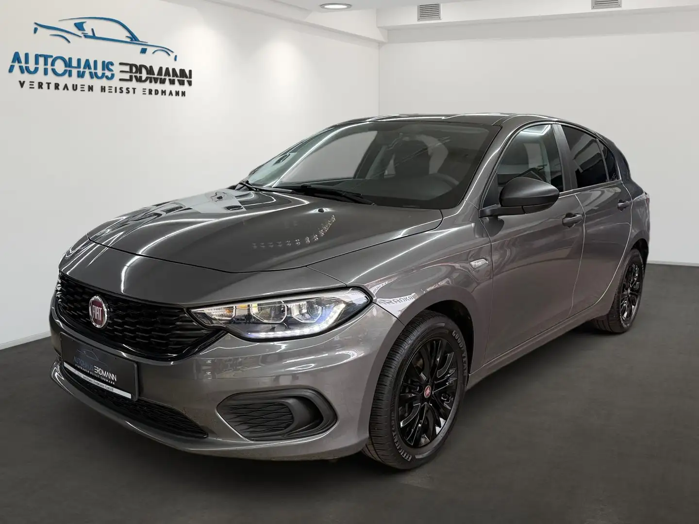 Fiat Tipo 1,4 Street*Klimaautom*LED-TFL*SR+WR Grau - 1